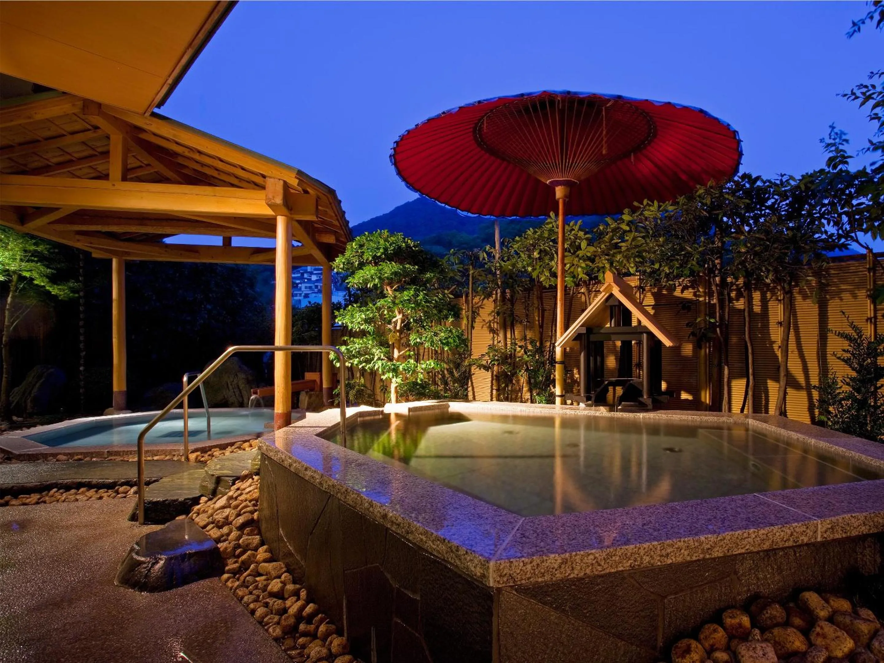 Night in Kotohira Grand Hotel Sakuranosho