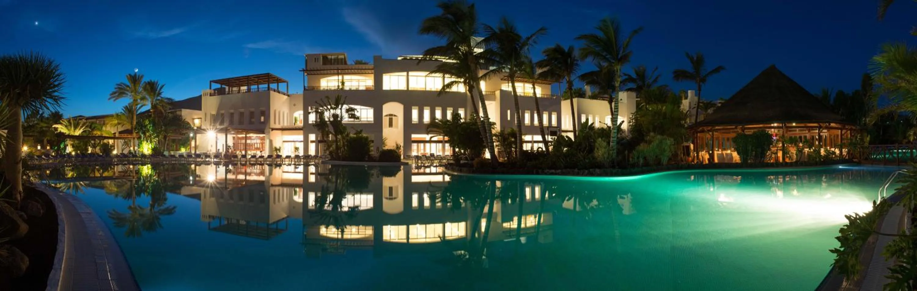 Swimming pool in Club Jandía Princess