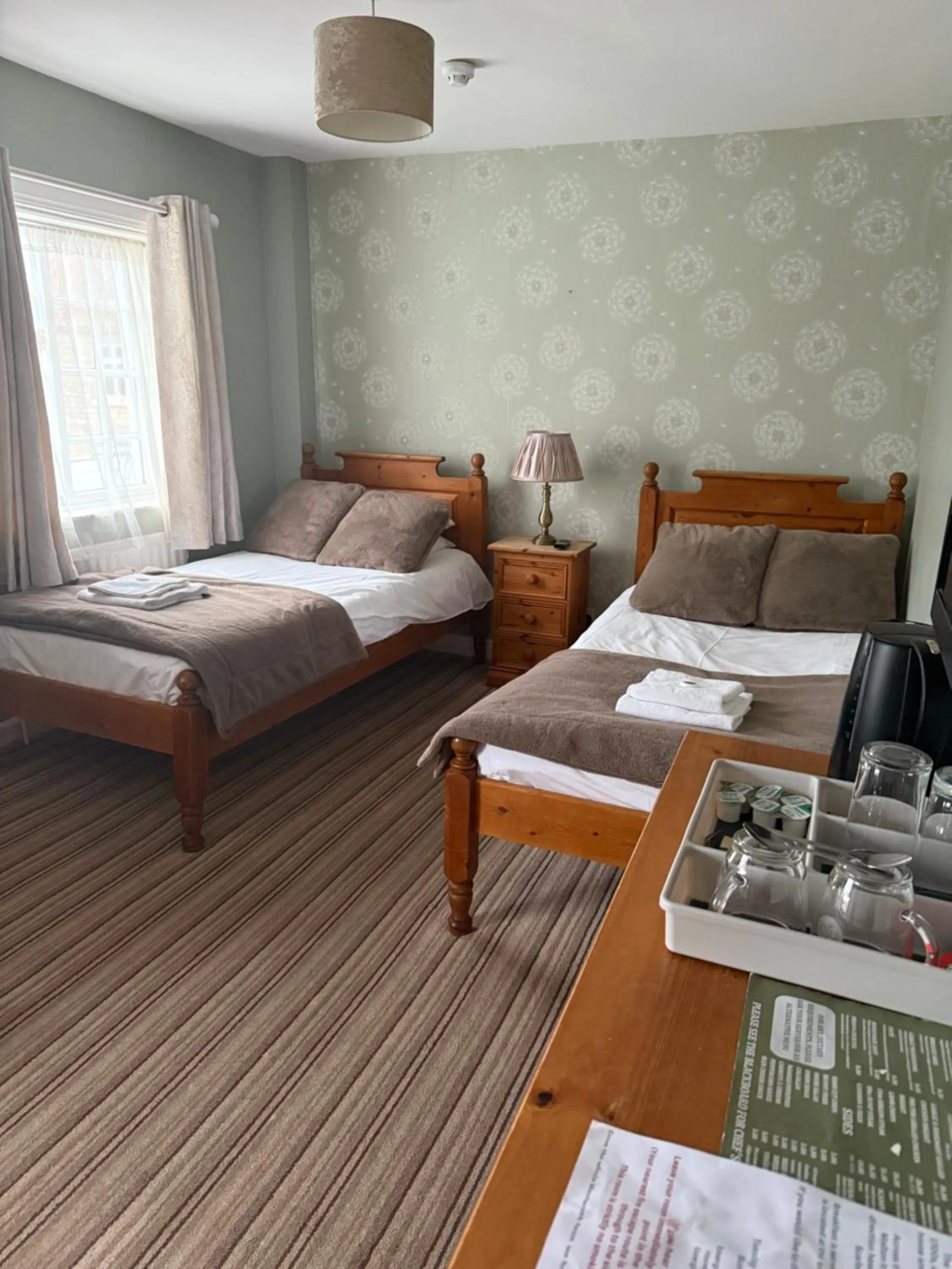 Bedroom, Bed in Wentworth arms