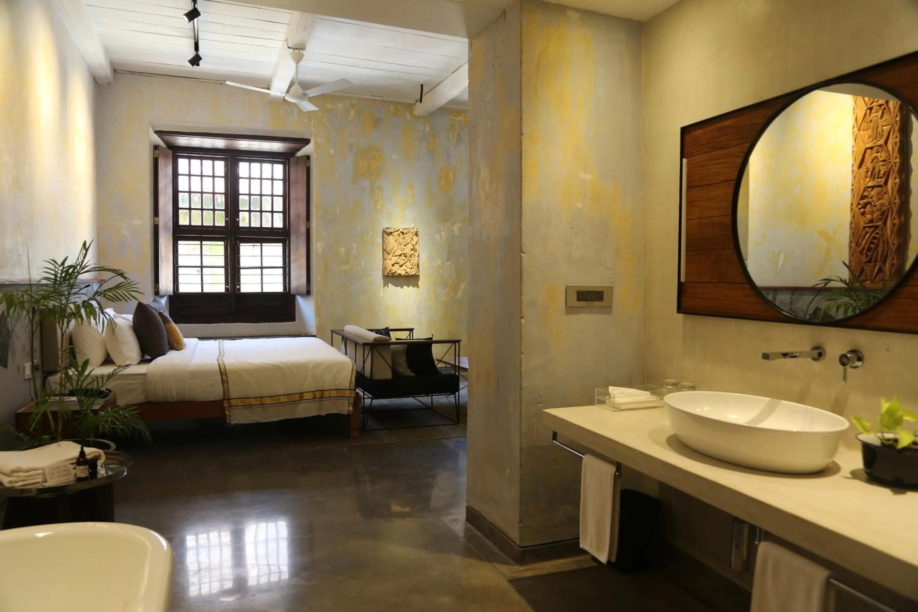 Photo of the whole room, Bed in The Postcard Mandalay Hall, Kochi