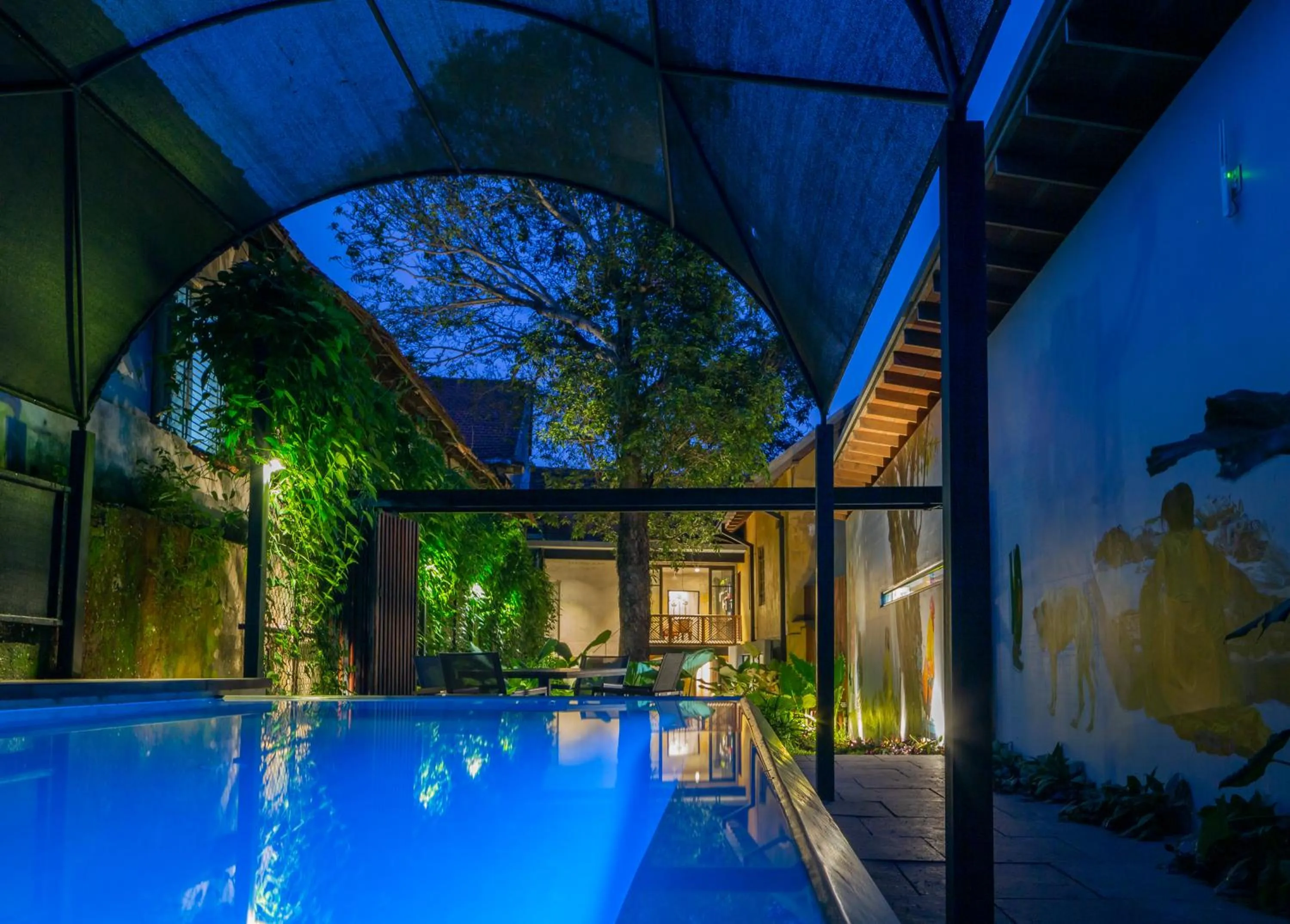 Swimming pool in The Postcard Mandalay Hall, Kochi