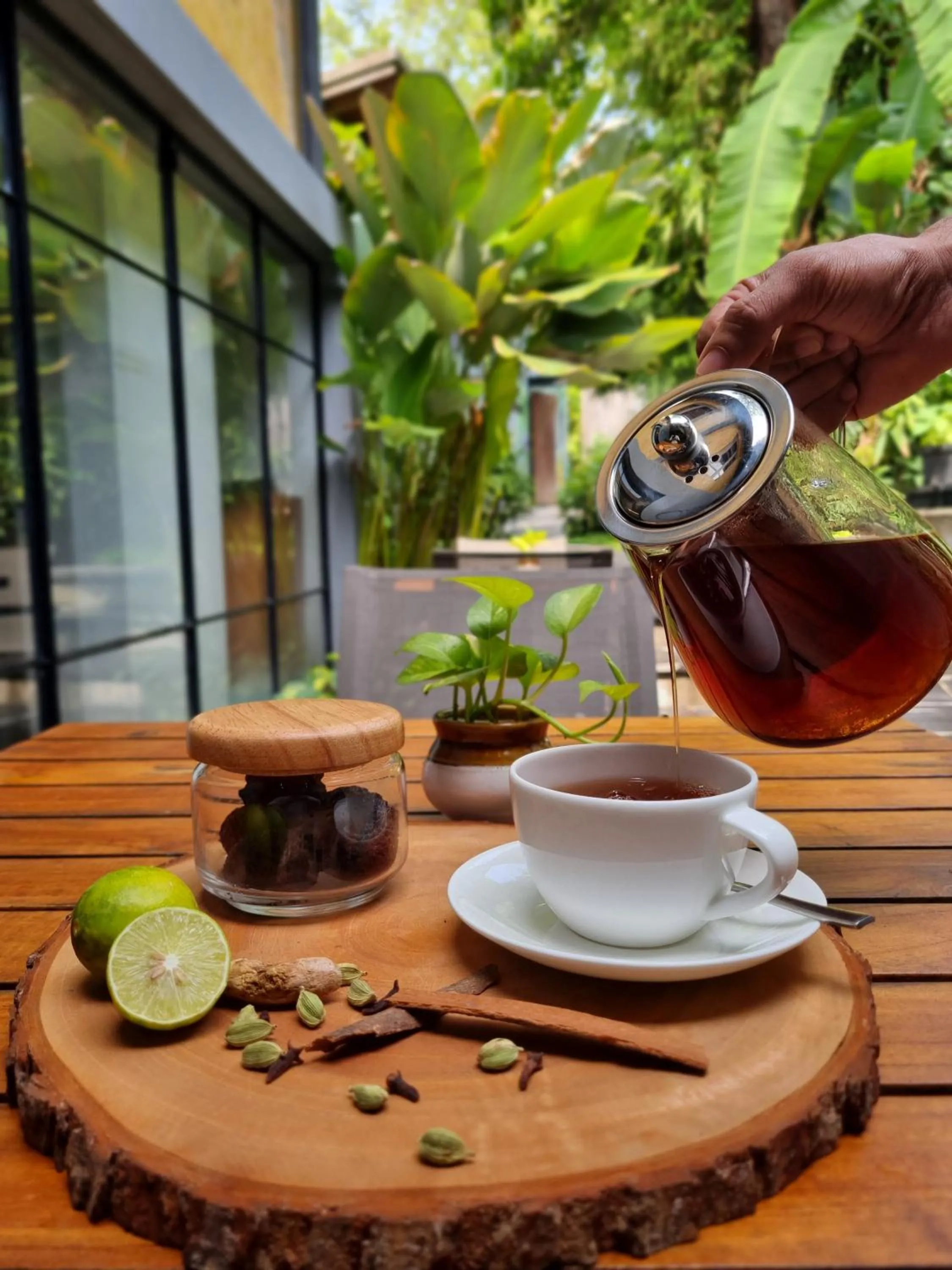 Drinks in The Postcard Mandalay Hall, Kochi