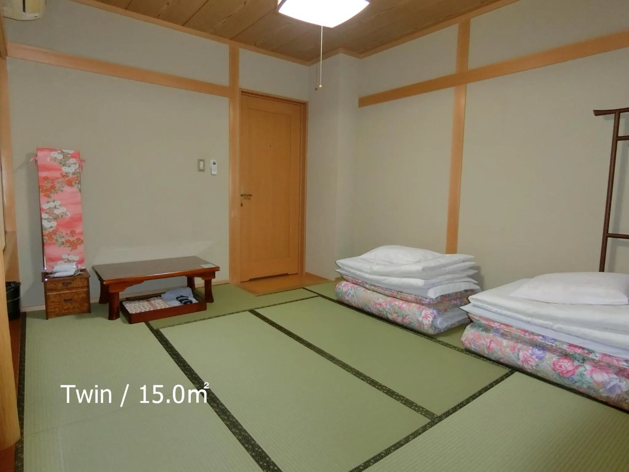 Photo of the whole room, Bed in Ryokan Kyoraku