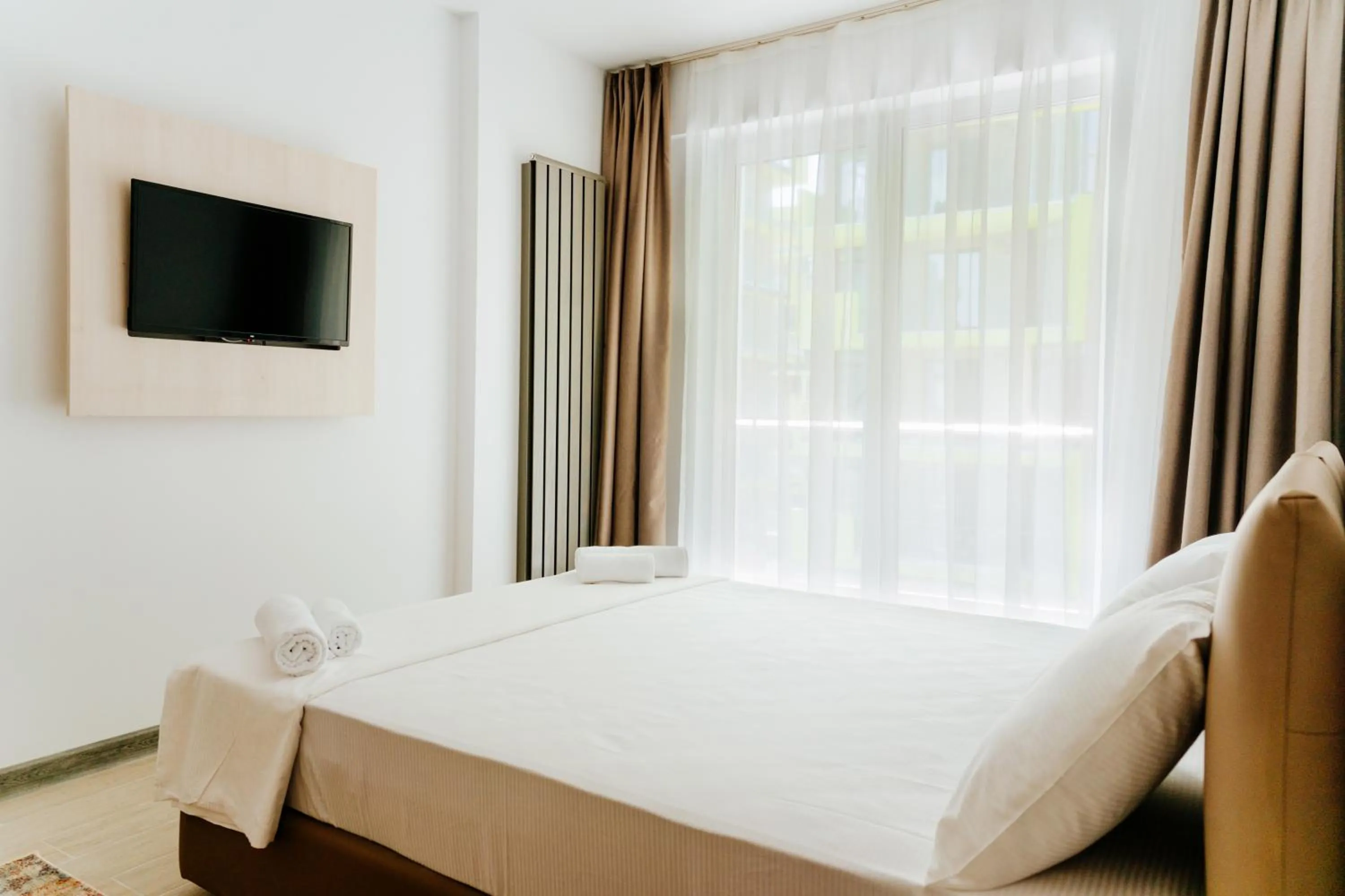 Bed in Alezzi Beach Resort