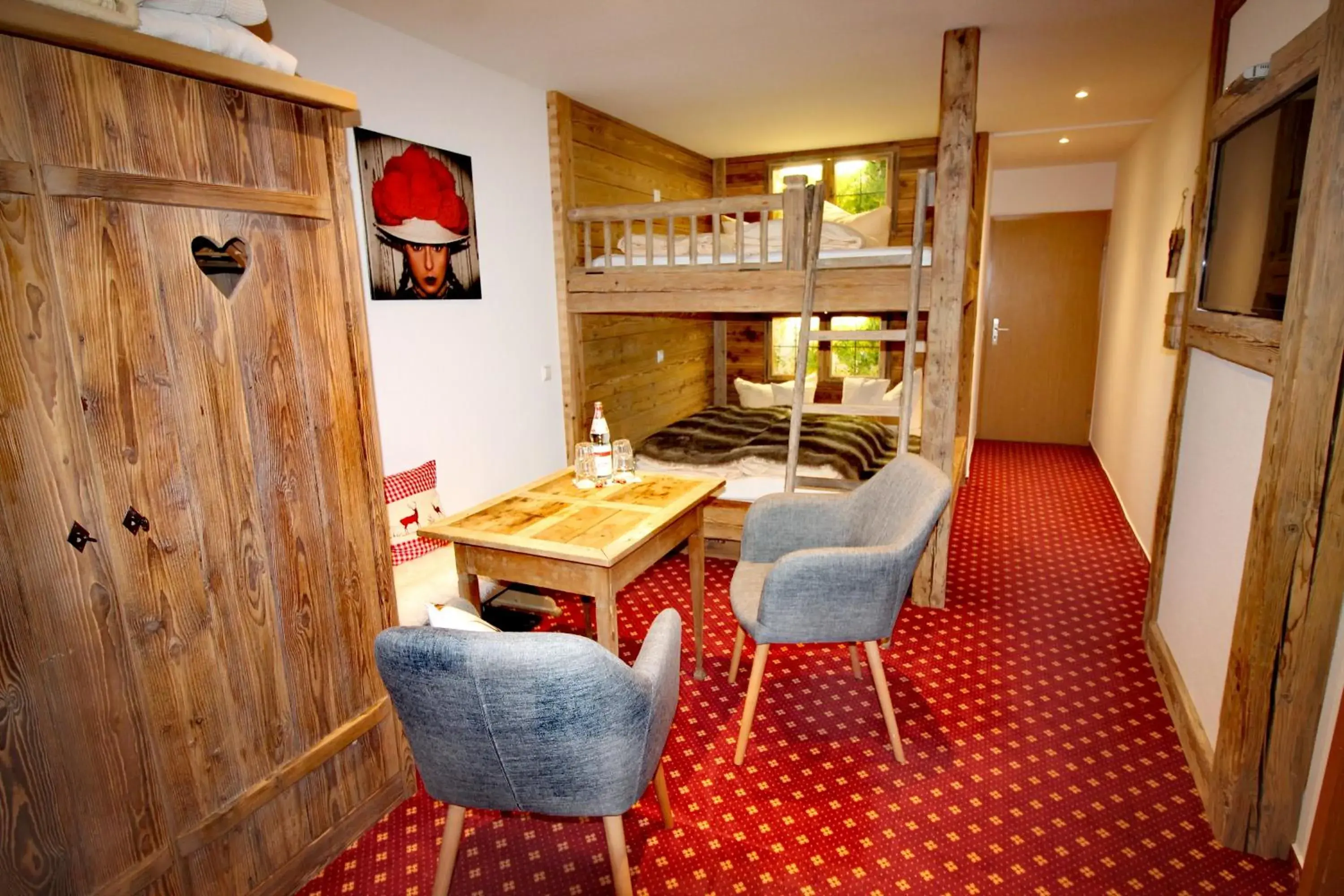 Family Quadruple Room with views in the Green in Hotel & Restaurant Grüner Baum - Die Grüne Oase Am Feldberg Family Quadruple Room with views in the Green in Hotel & Restaurant Grüner Baum - Die Grüne Oase Am Feldberg