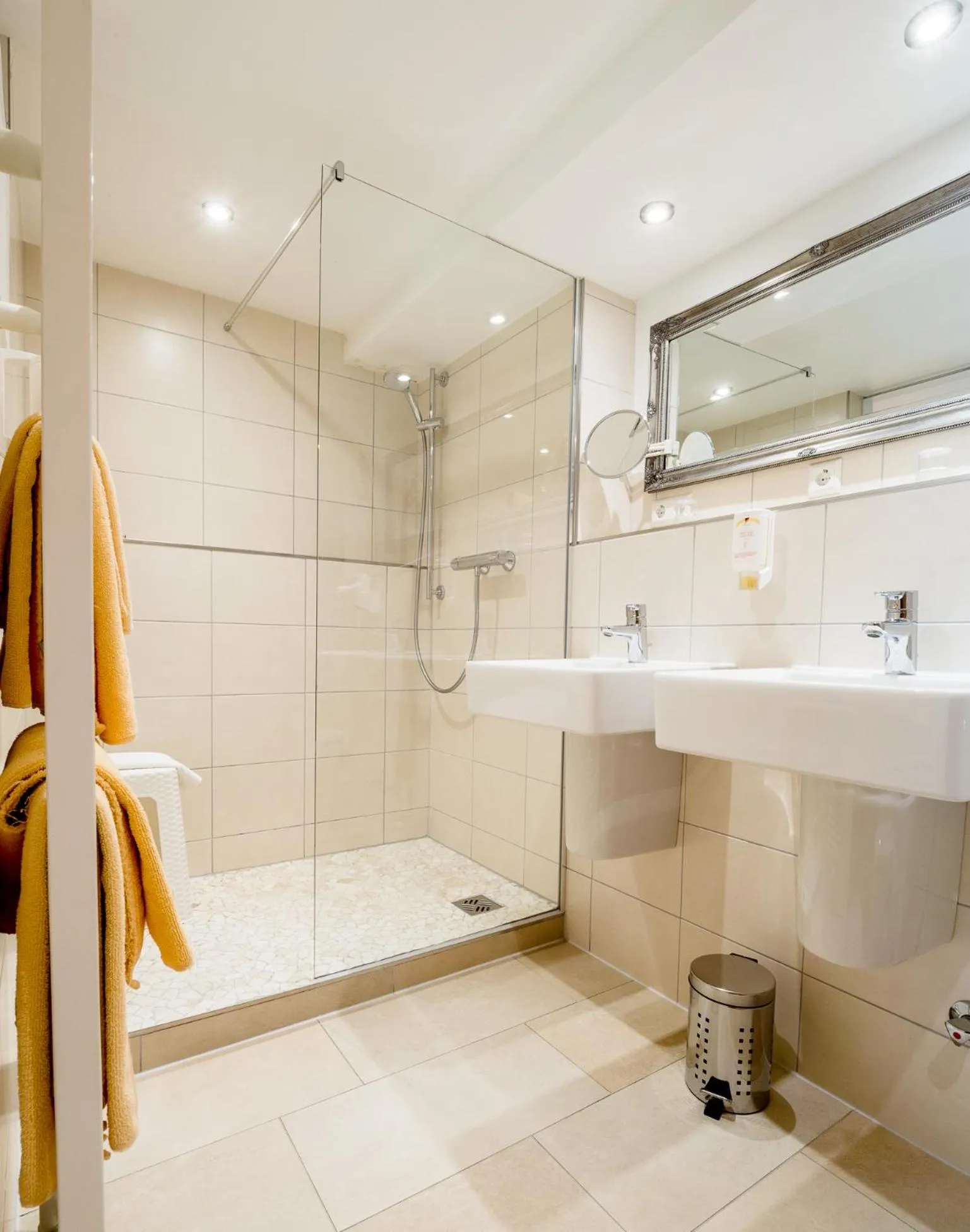 Bathroom in Hotel & Restaurant Grüner Baum - Die Grüne Oase Am Feldberg