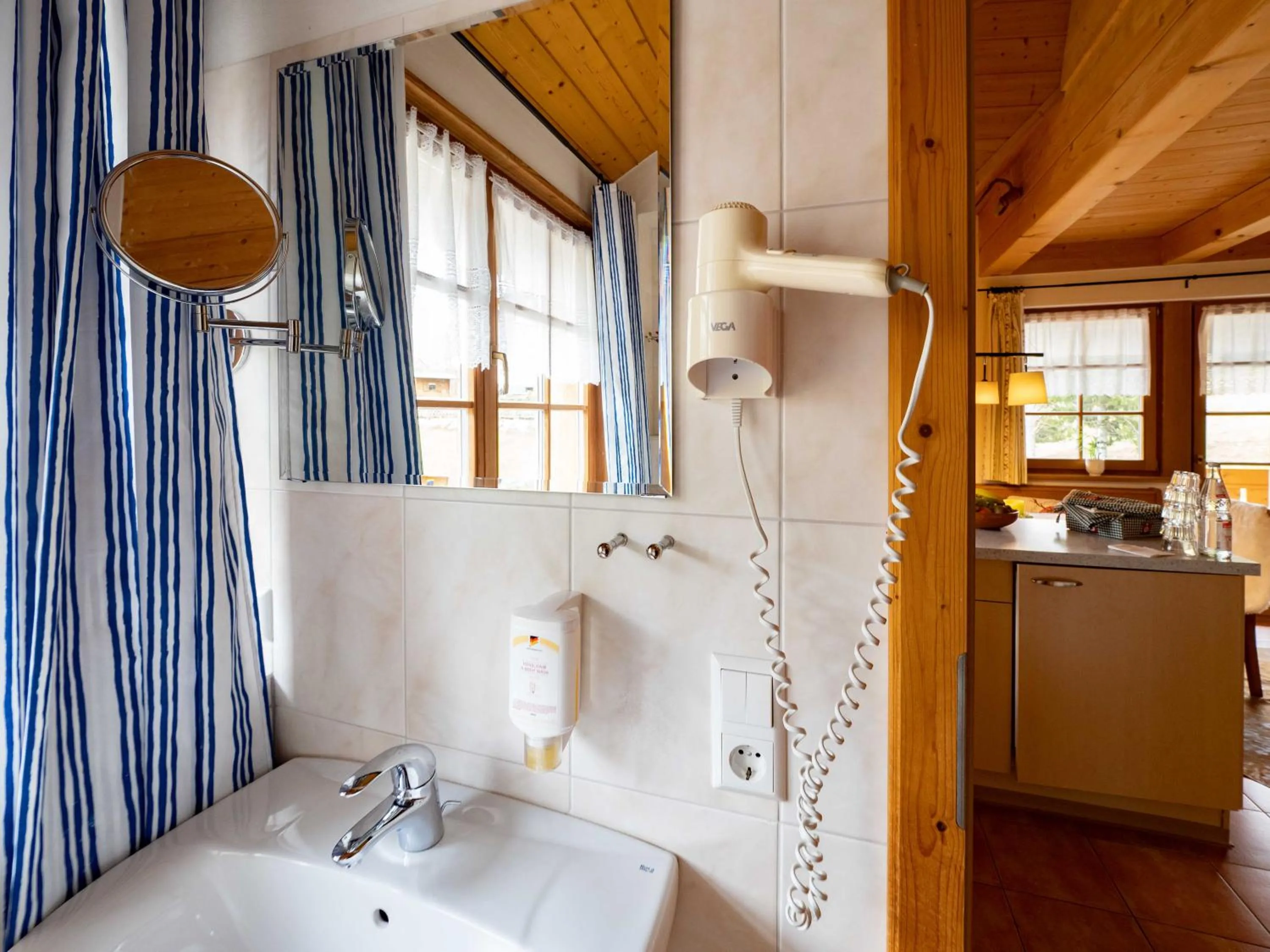 Hotel & Restaurant Grüner Baum - Die Grüne Oase Am Feldberg