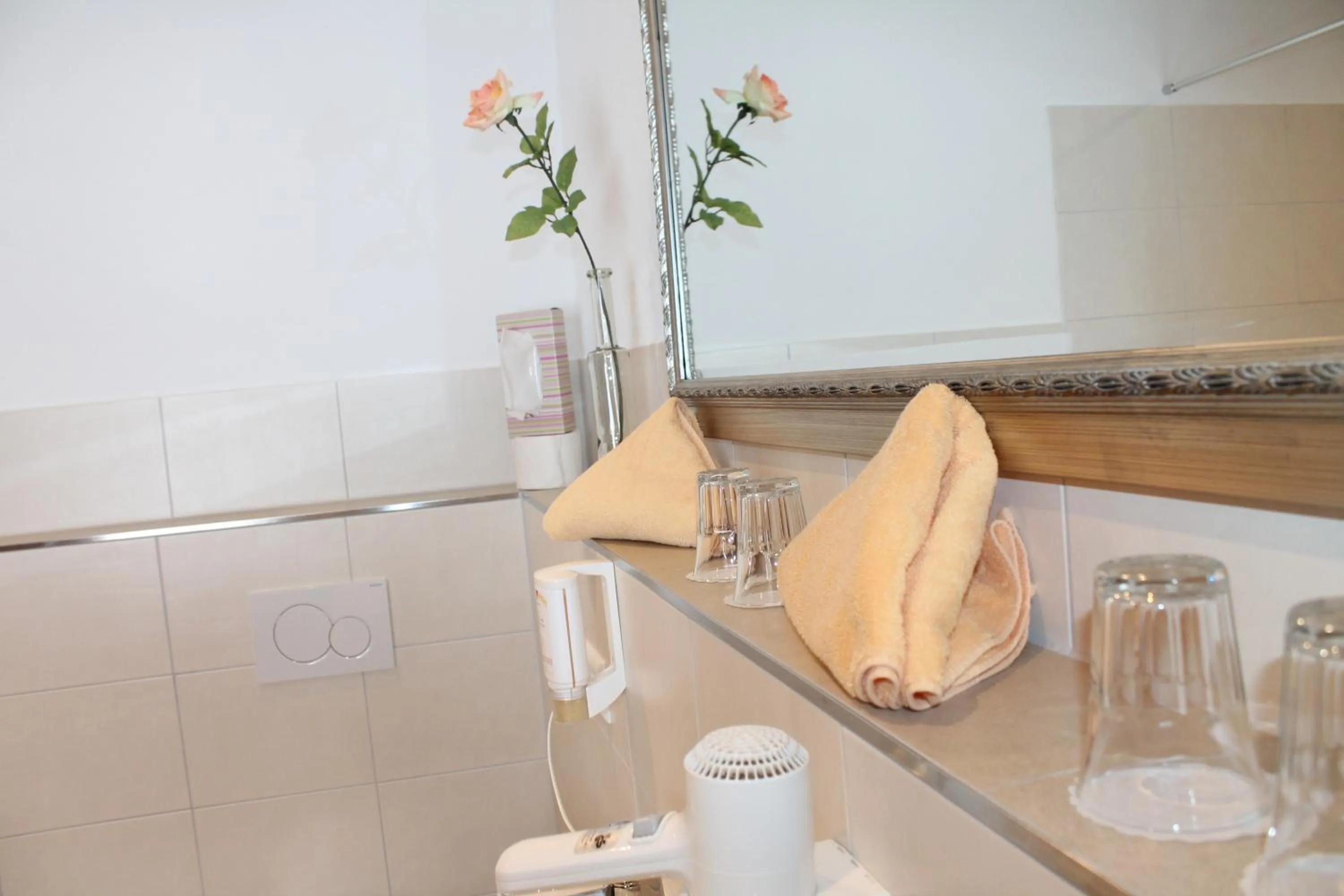 Bathroom in Hotel & Restaurant Grüner Baum - Die Grüne Oase Am Feldberg