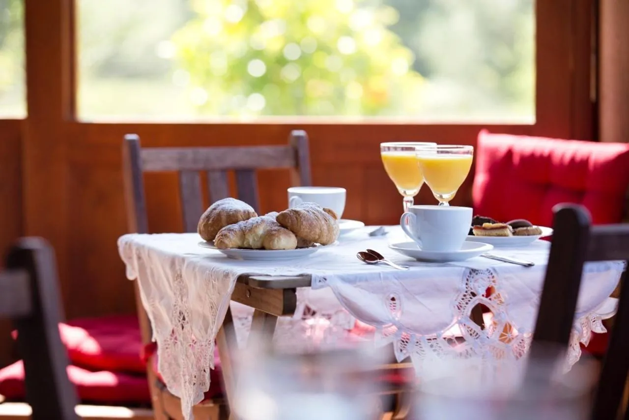 Food in Al Vecchio Fontanile B&B