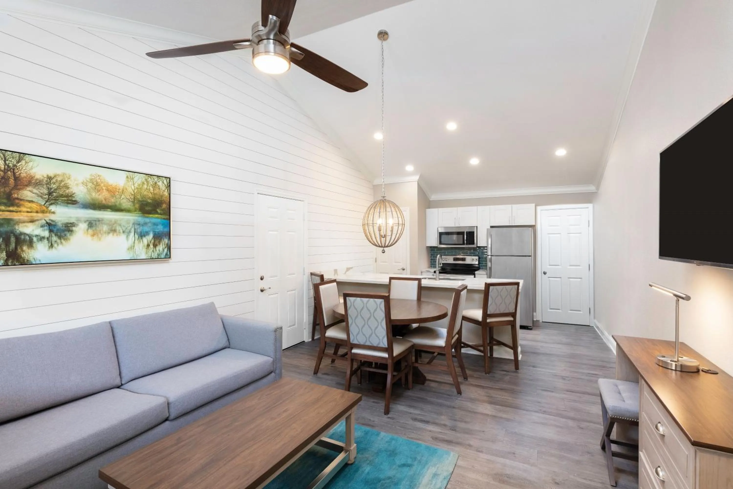 Kitchen or kitchenette in Westgate Branson Lakes Resort