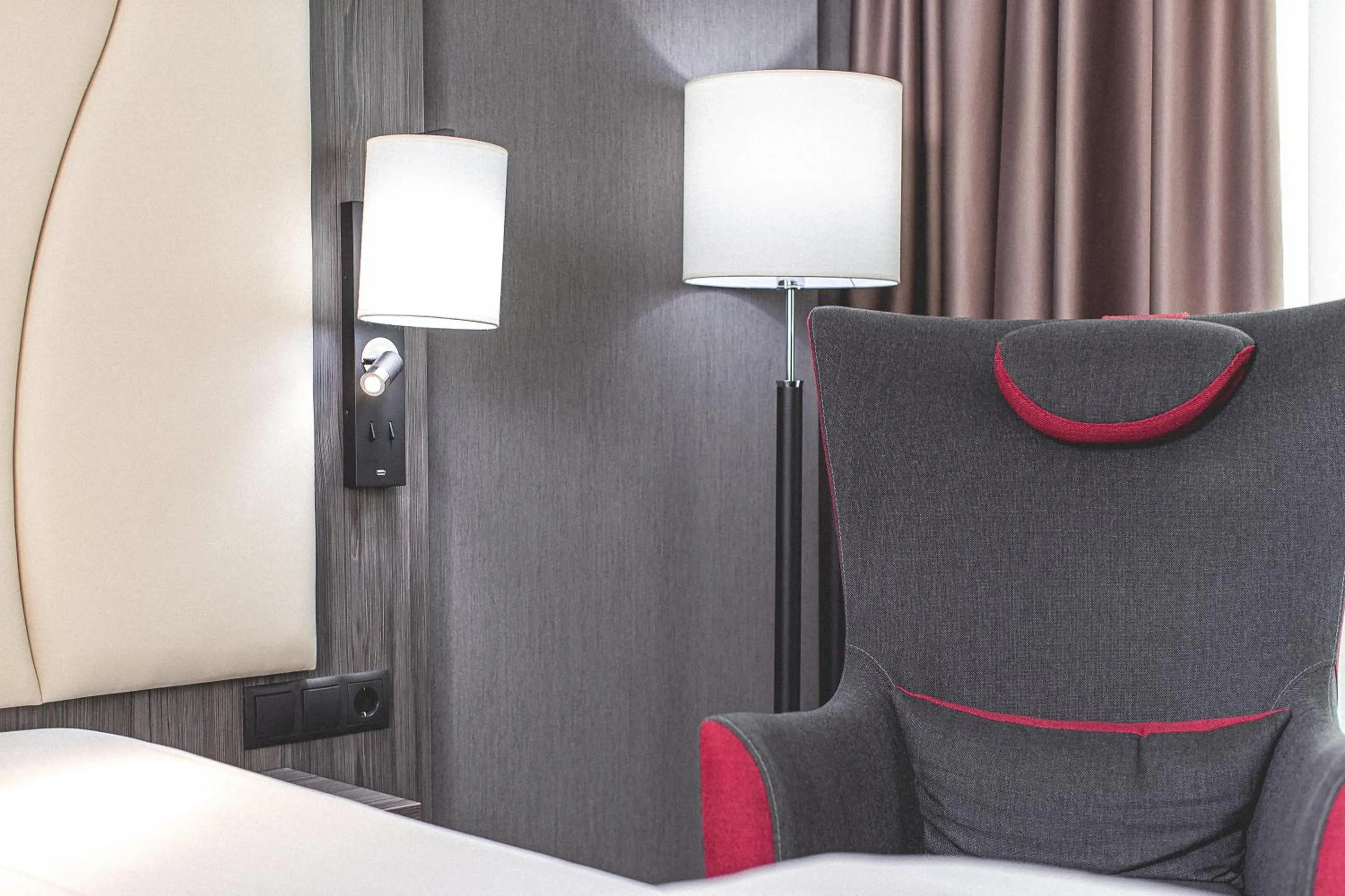 Bedroom, Bed in Best Western Plaza Hotel Mannheim