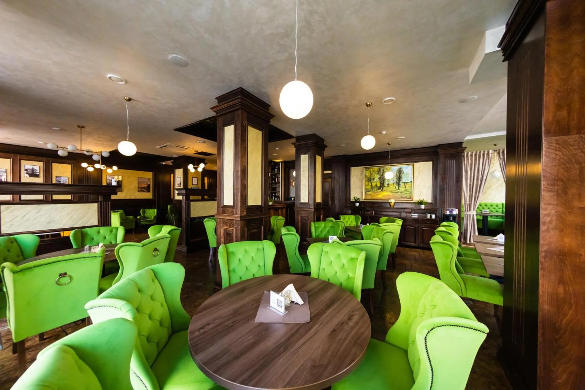 Lounge or bar in Daily Plaza Hotel