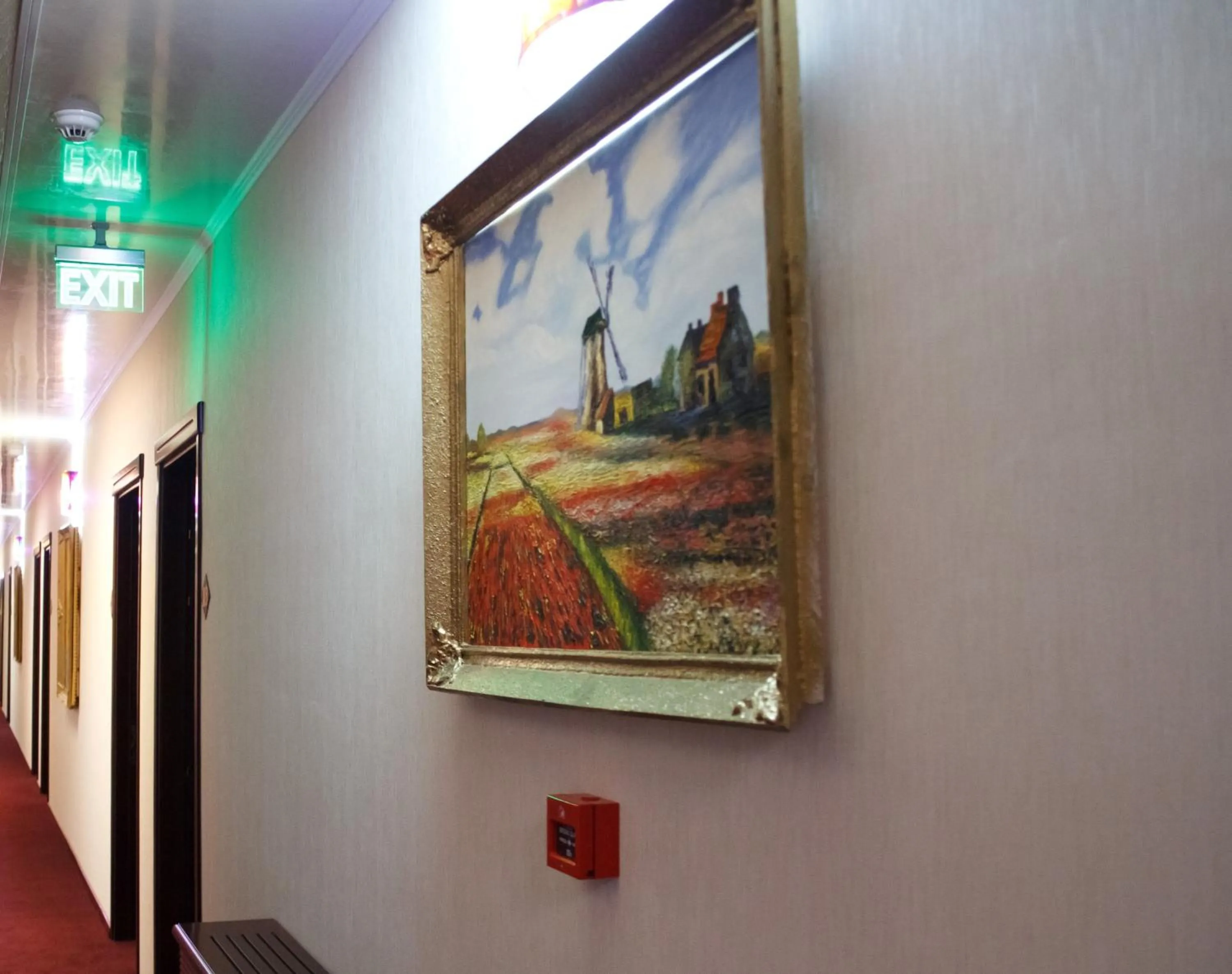 Decorative detail in Daily Plaza Hotel