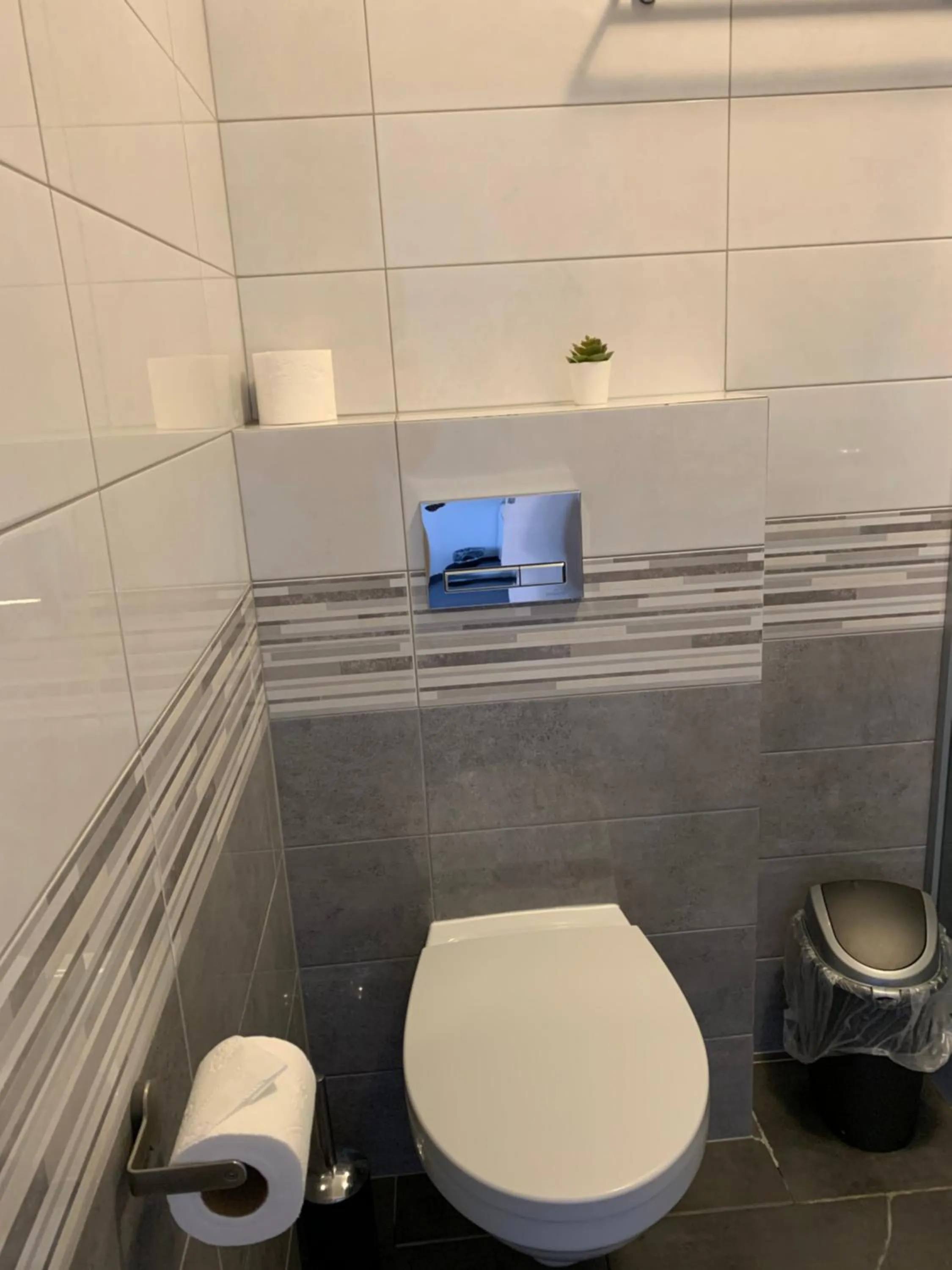 Shower in Villa Centro