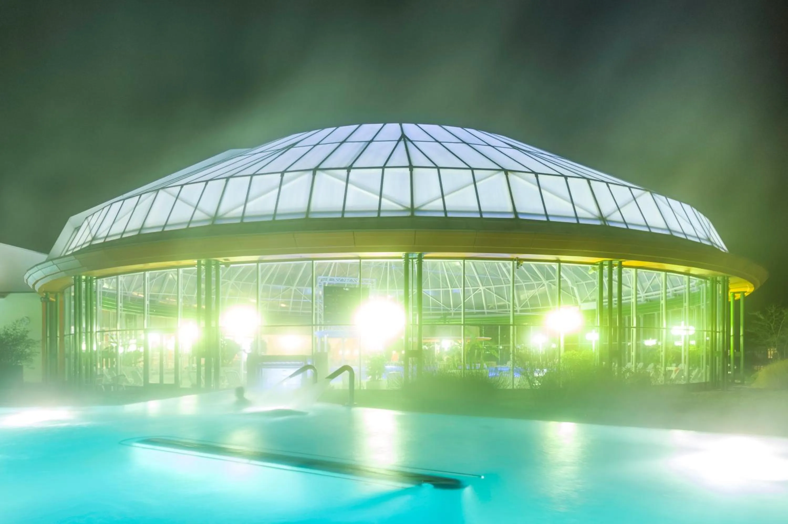 Swimming pool in Thermalhotel Aulendorf
