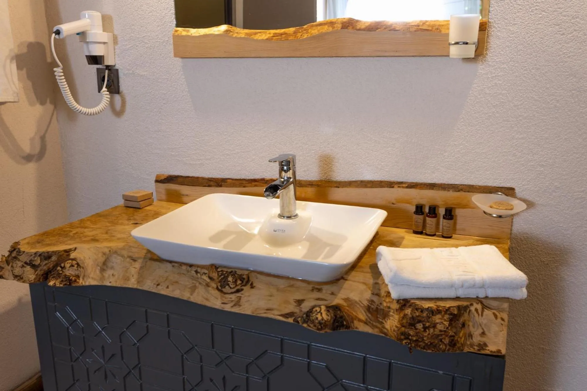 Bathroom in Suna Village Hotel & Bungalow Fethiye