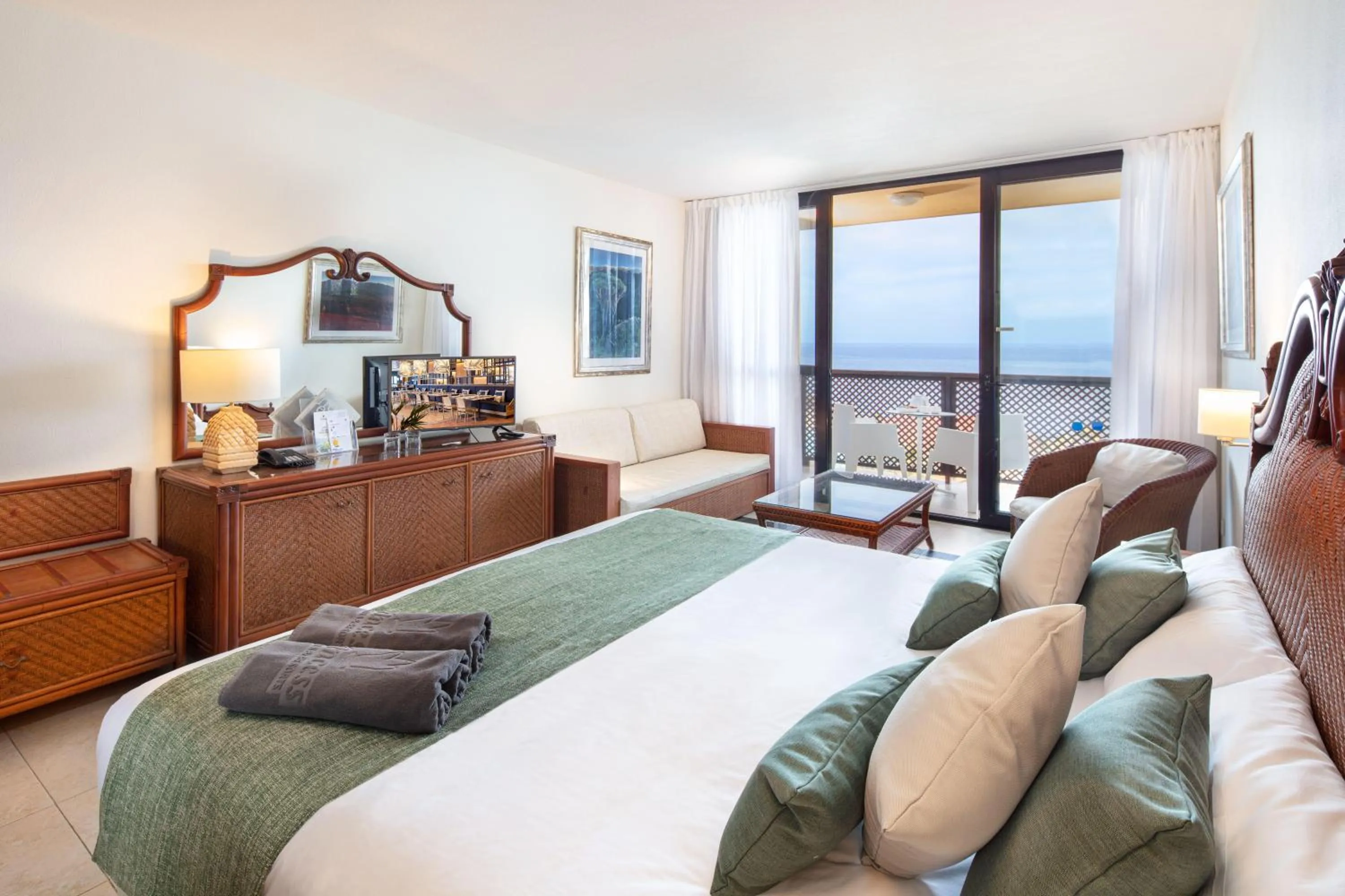 Balcony/Terrace, Bed in La Palma Princess