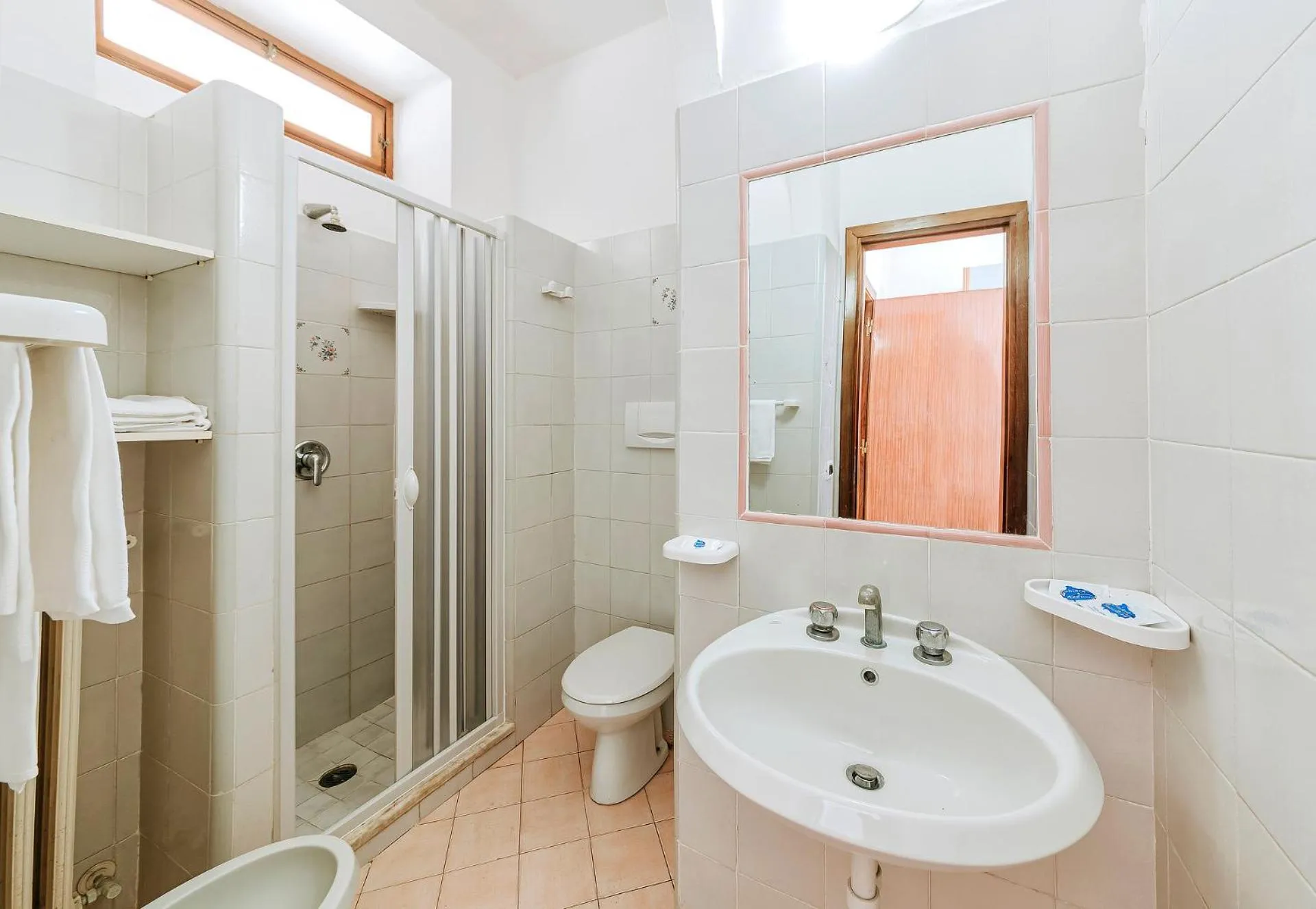 Bathroom in Hotel Bagnitiello