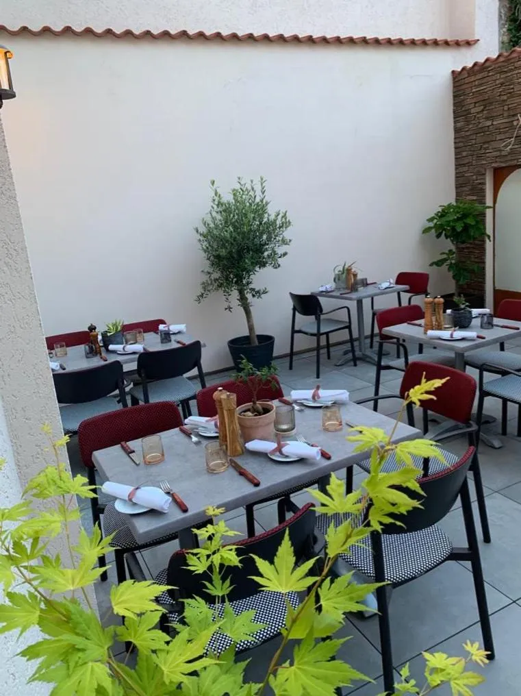 Restaurant/places to eat in Hotel Römerhof Hanau by Trip Inn