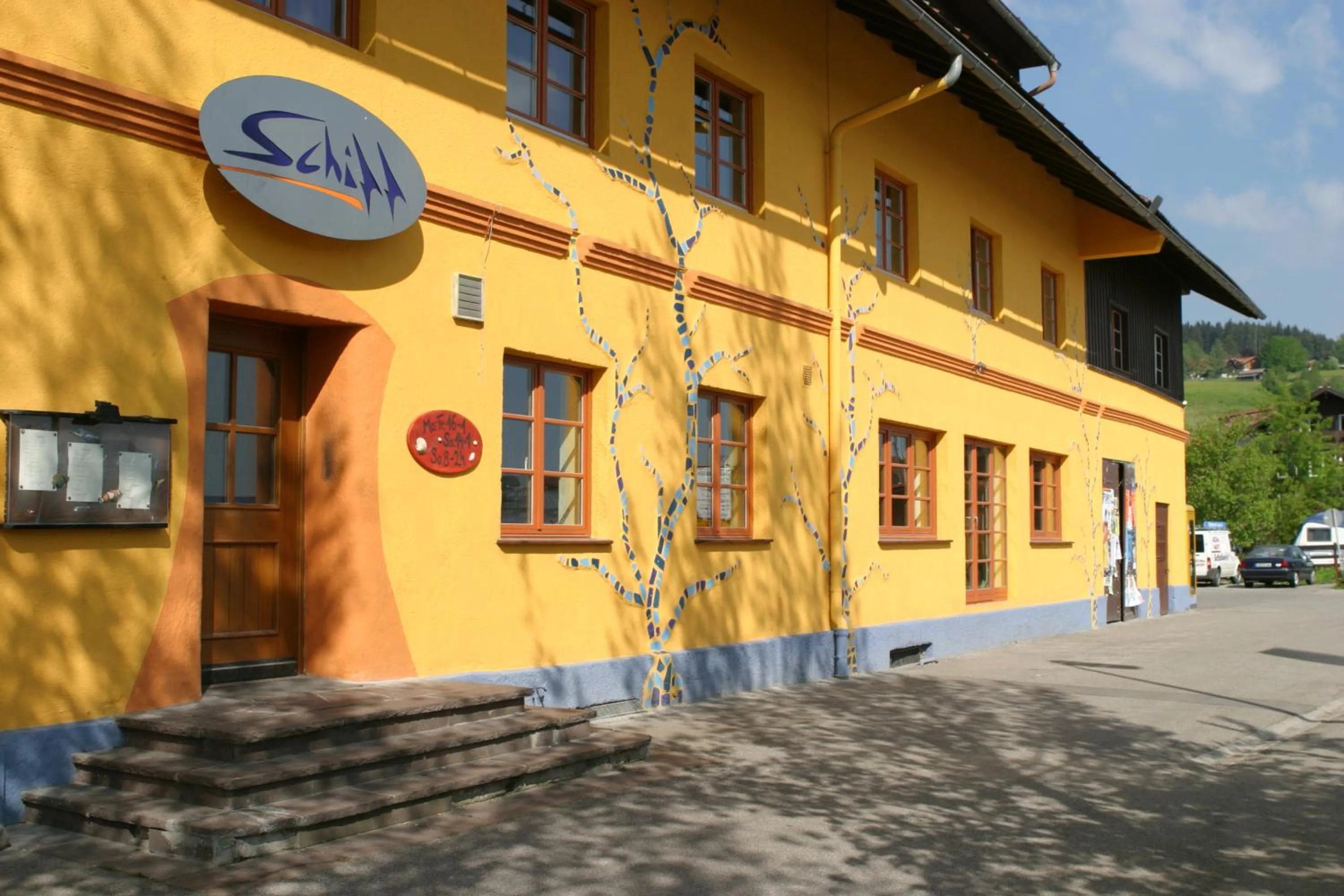 Facade/entrance in Schiff Bihlerdorf - Hostel