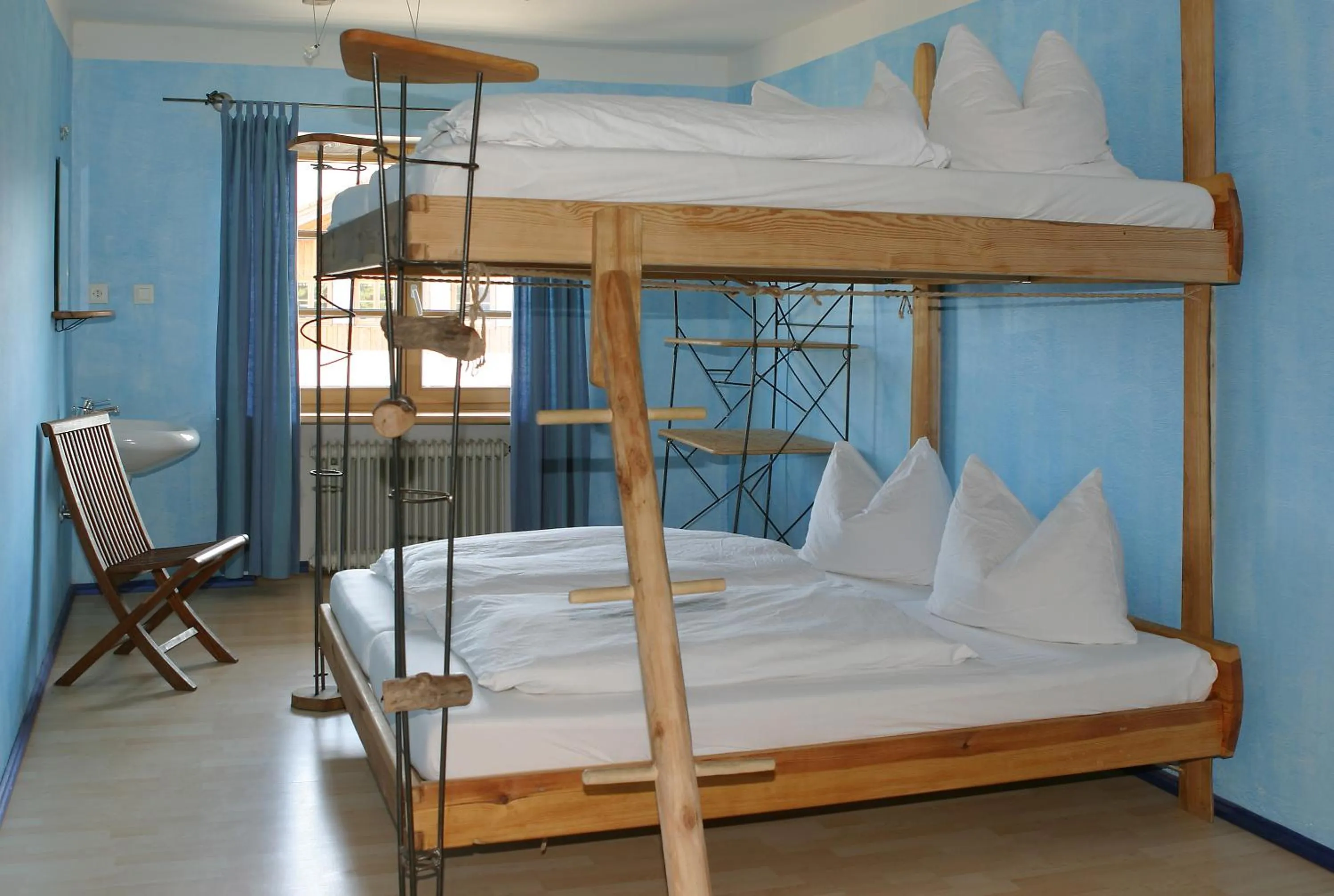 Bed in Schiff Bihlerdorf - Hostel