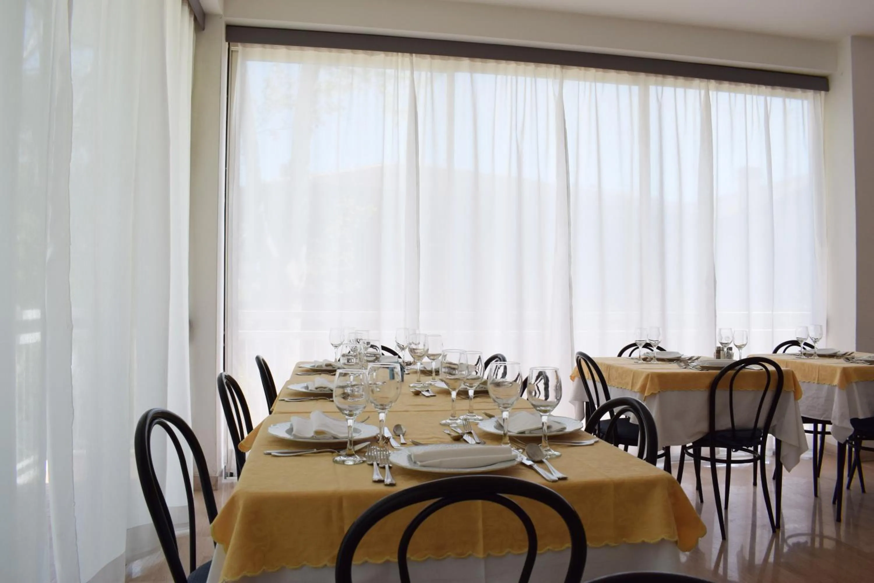 Hotel Ville De Paris