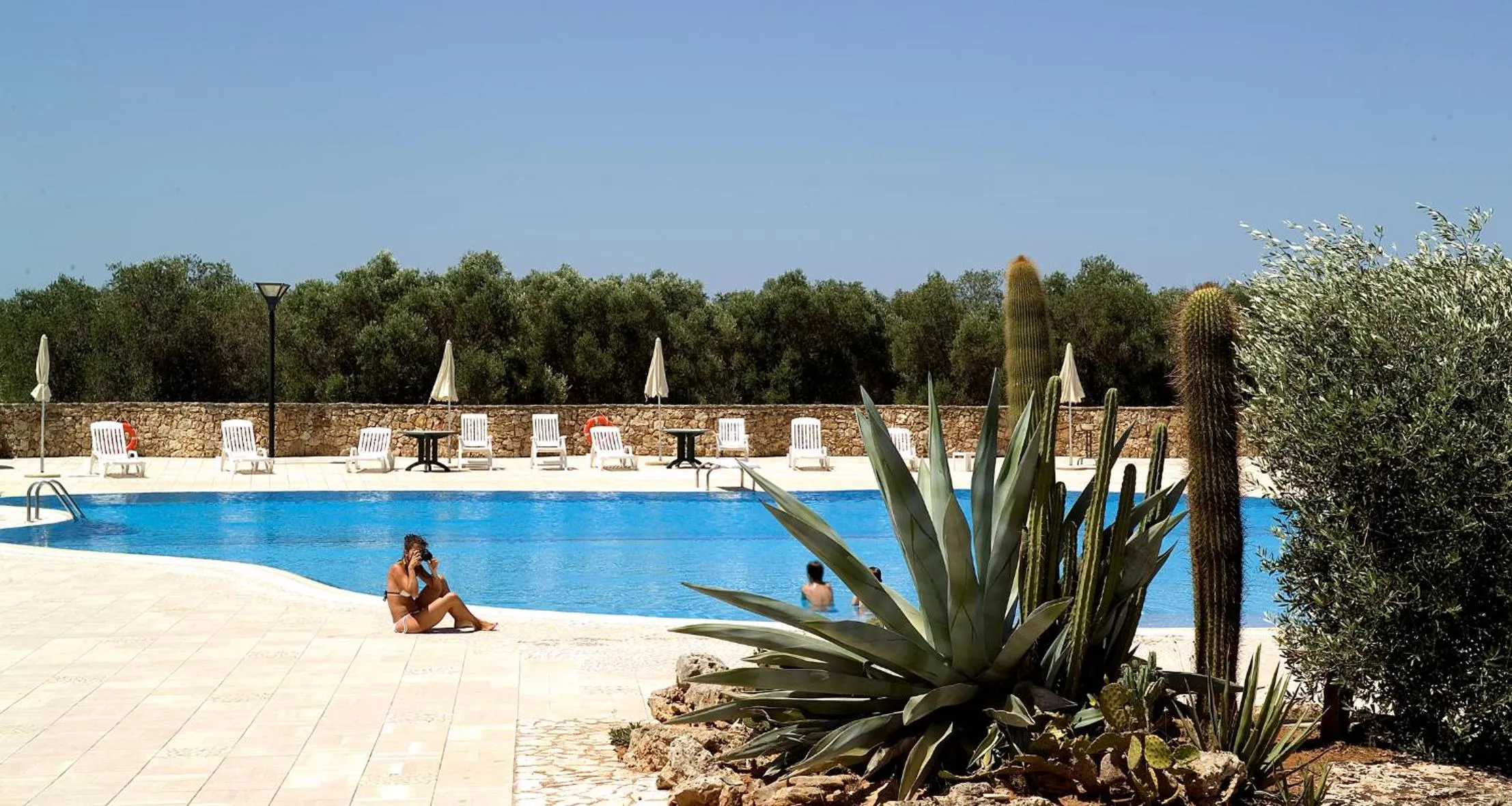 Pool view in Antica Masseria Li Sauli