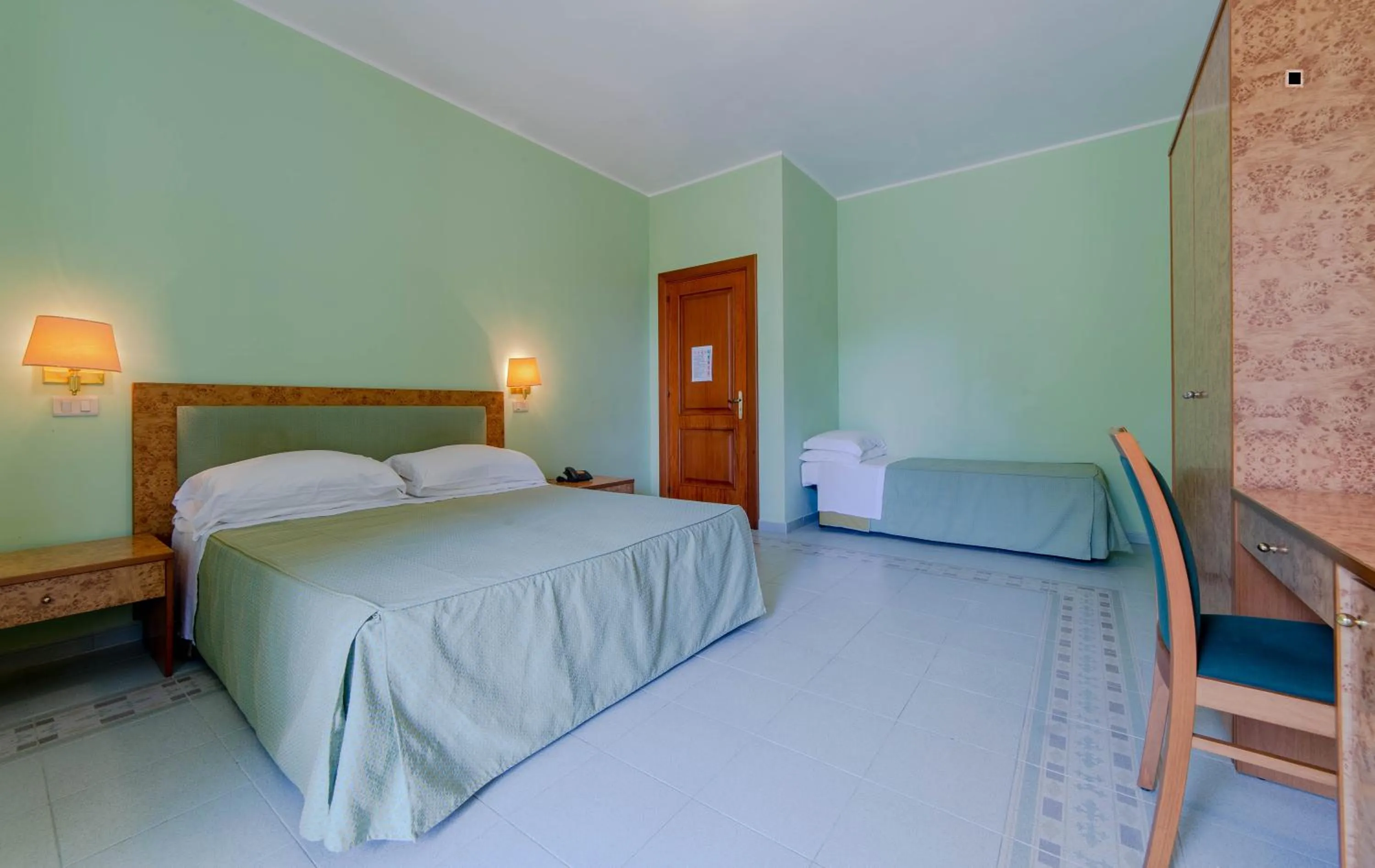 Bedroom, Bed in Antica Masseria Li Sauli