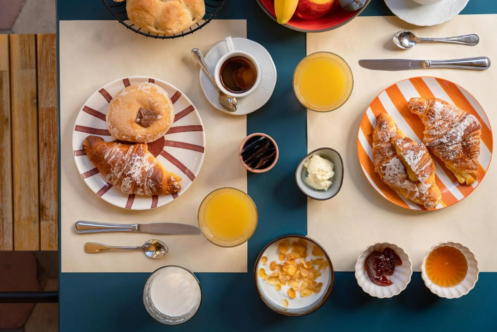 Breakfast in Hotel Oceania