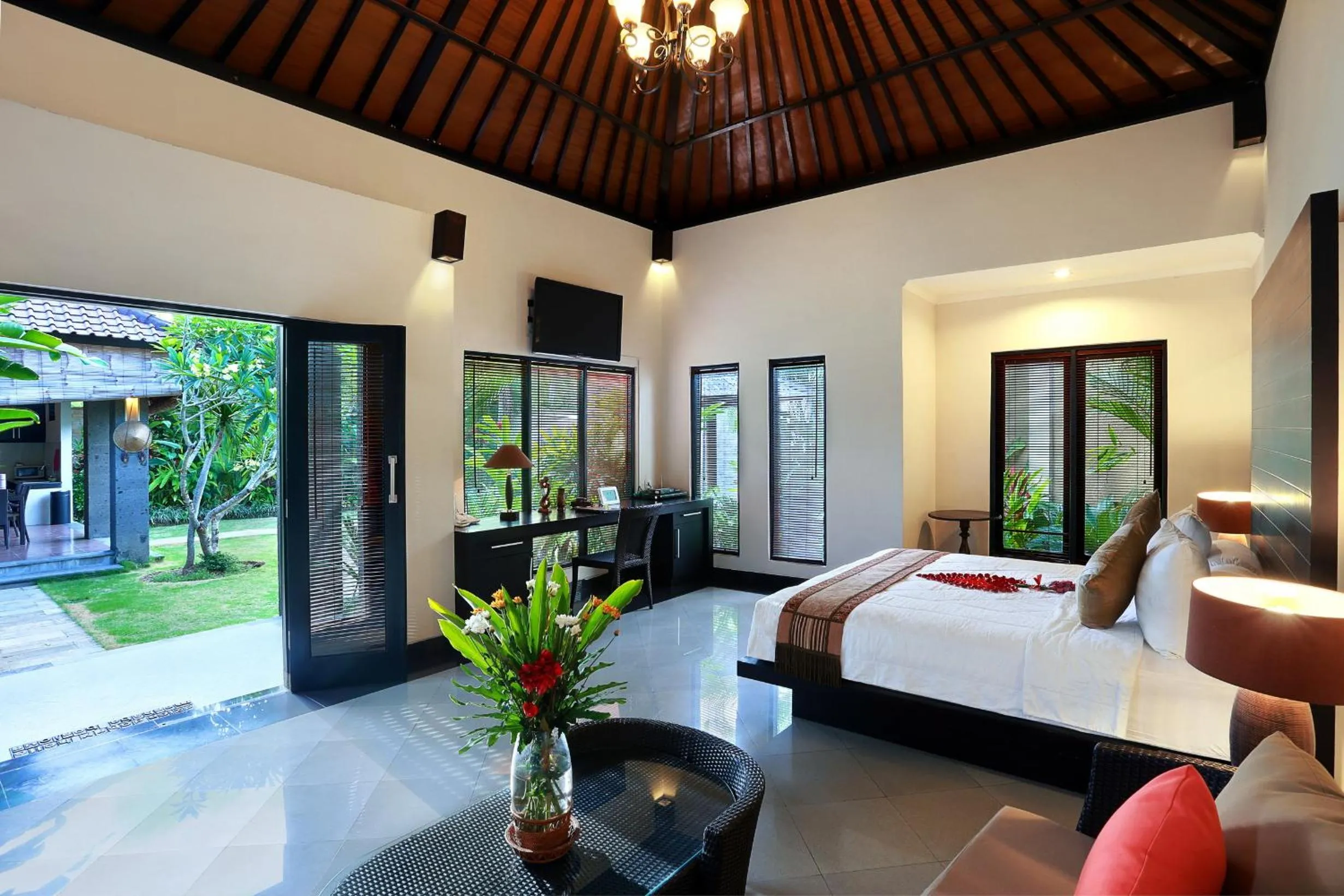 Bedroom, Bed in Askara Villa