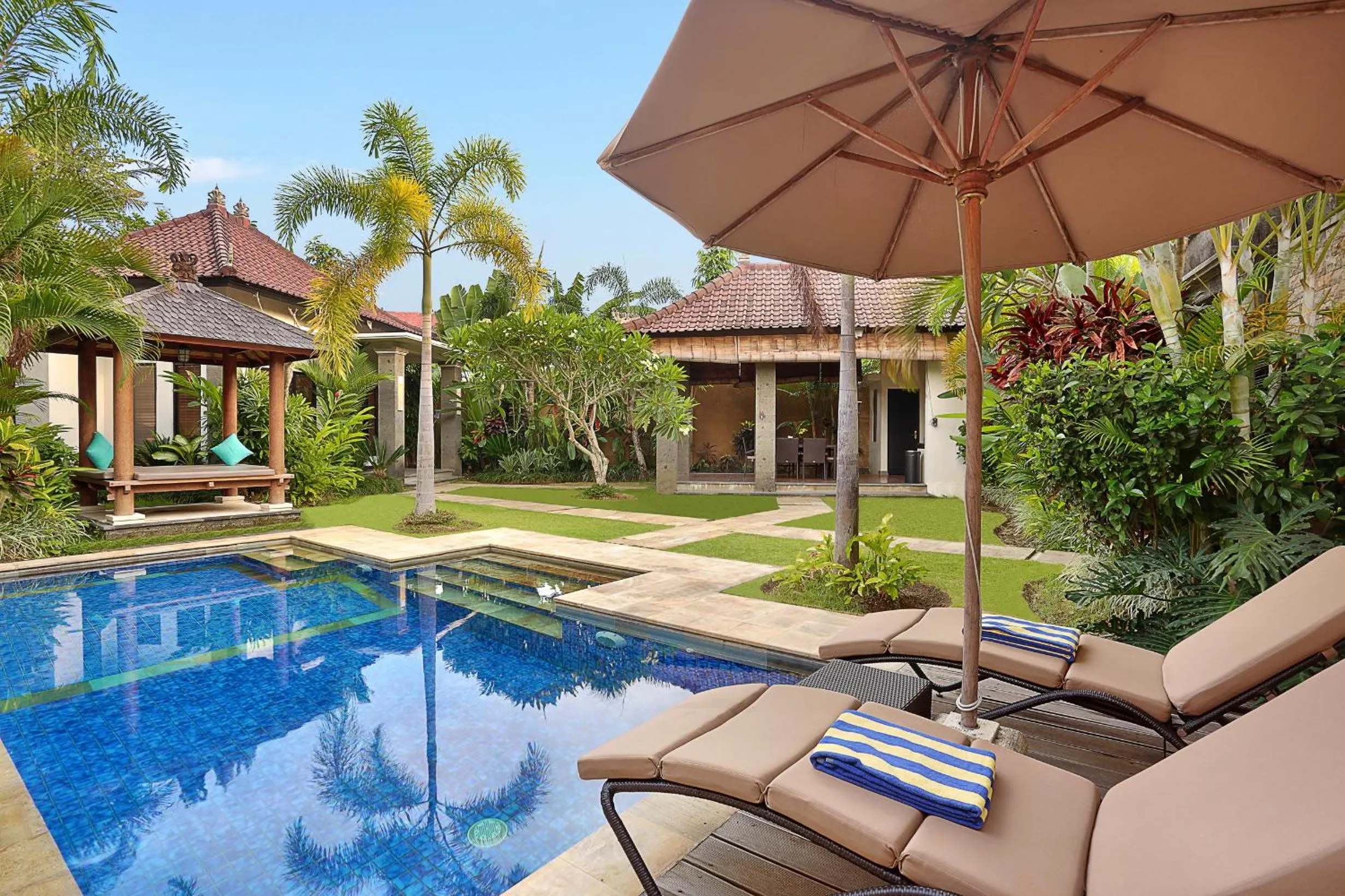 Garden in Askara Villa