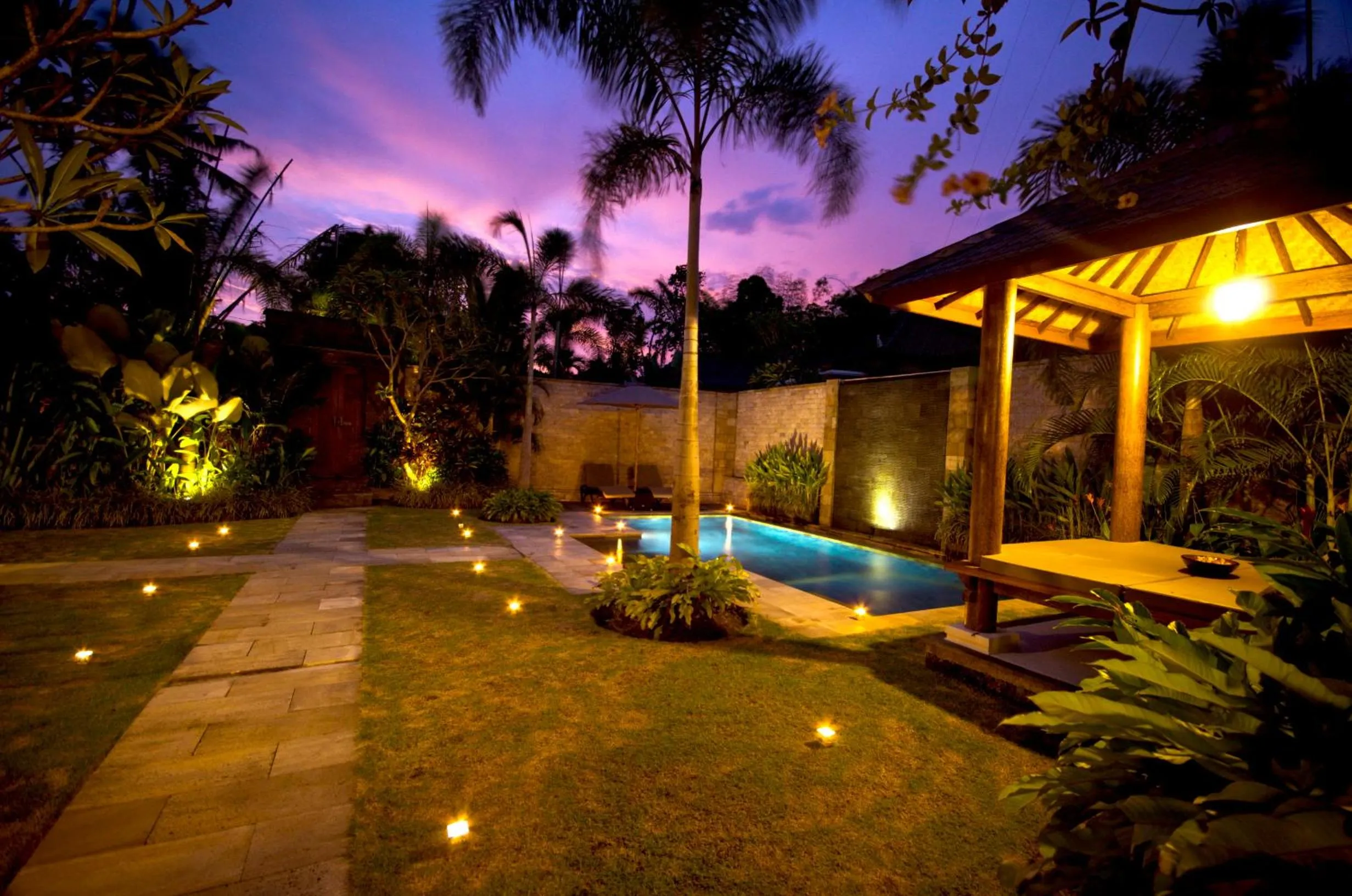 Facade/entrance in Askara Villa