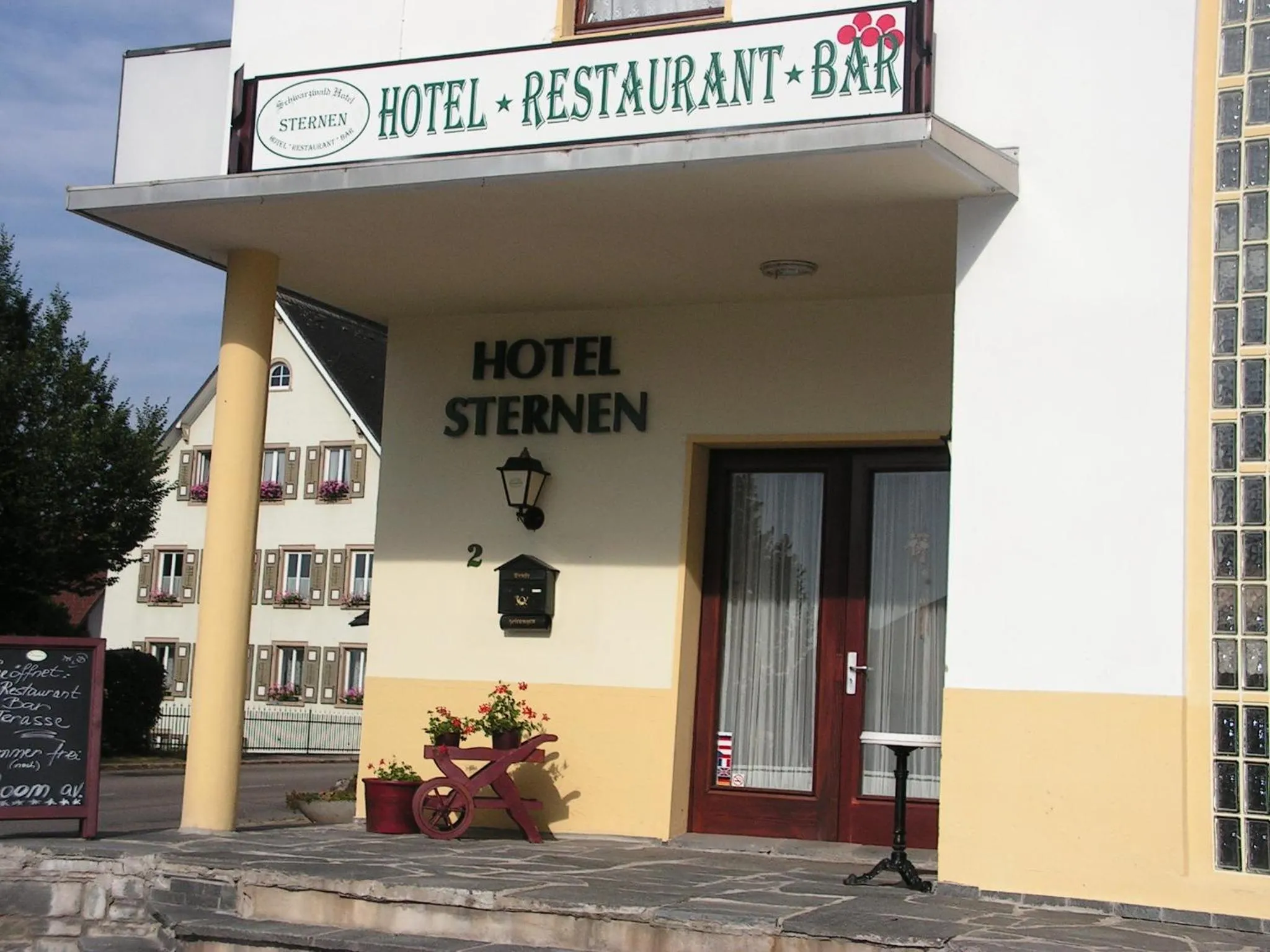 Facade/entrance in Hotel Sternen