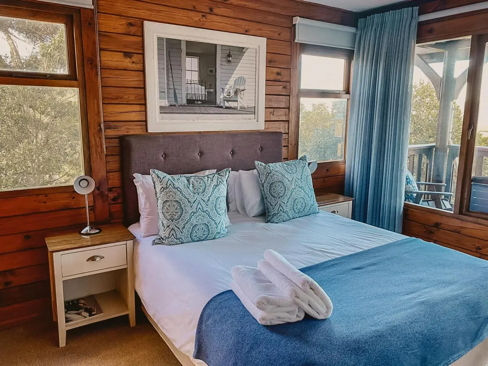 Double Room with Balcony in Oyster Creek Lodge Double Room with Balcony in Oyster Creek Lodge