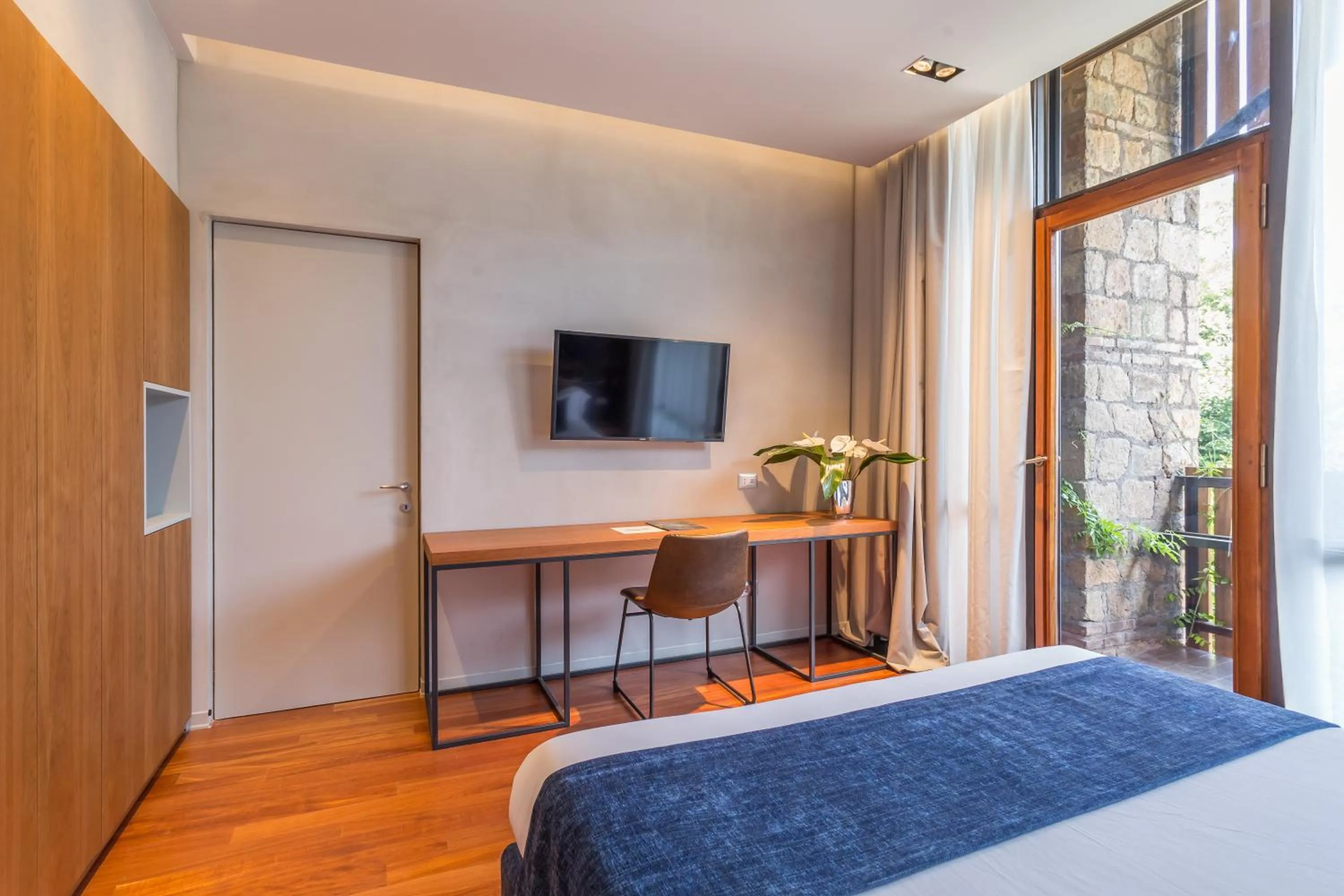 TV and multimedia, Bed in Fauno Urban Resort