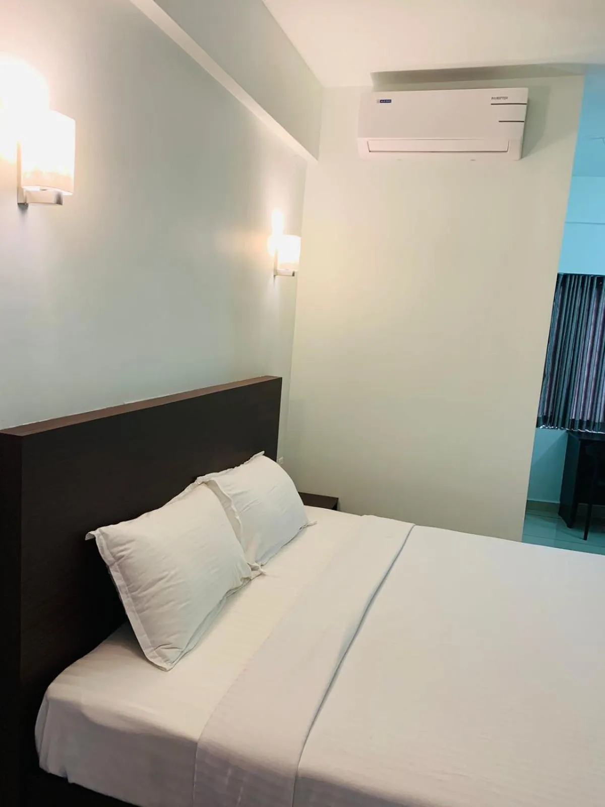 Bed in Apsara Residency