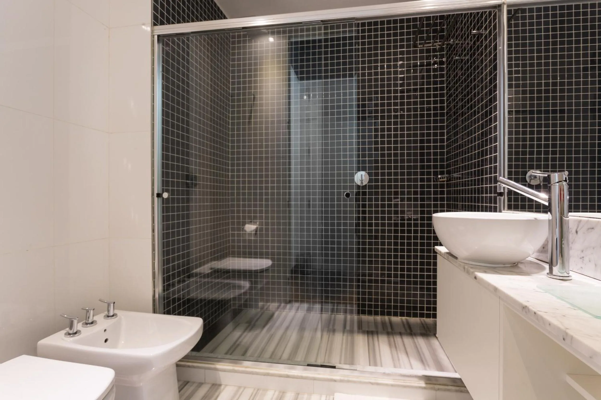 Bathroom in Hotel BA Jardines Palermo