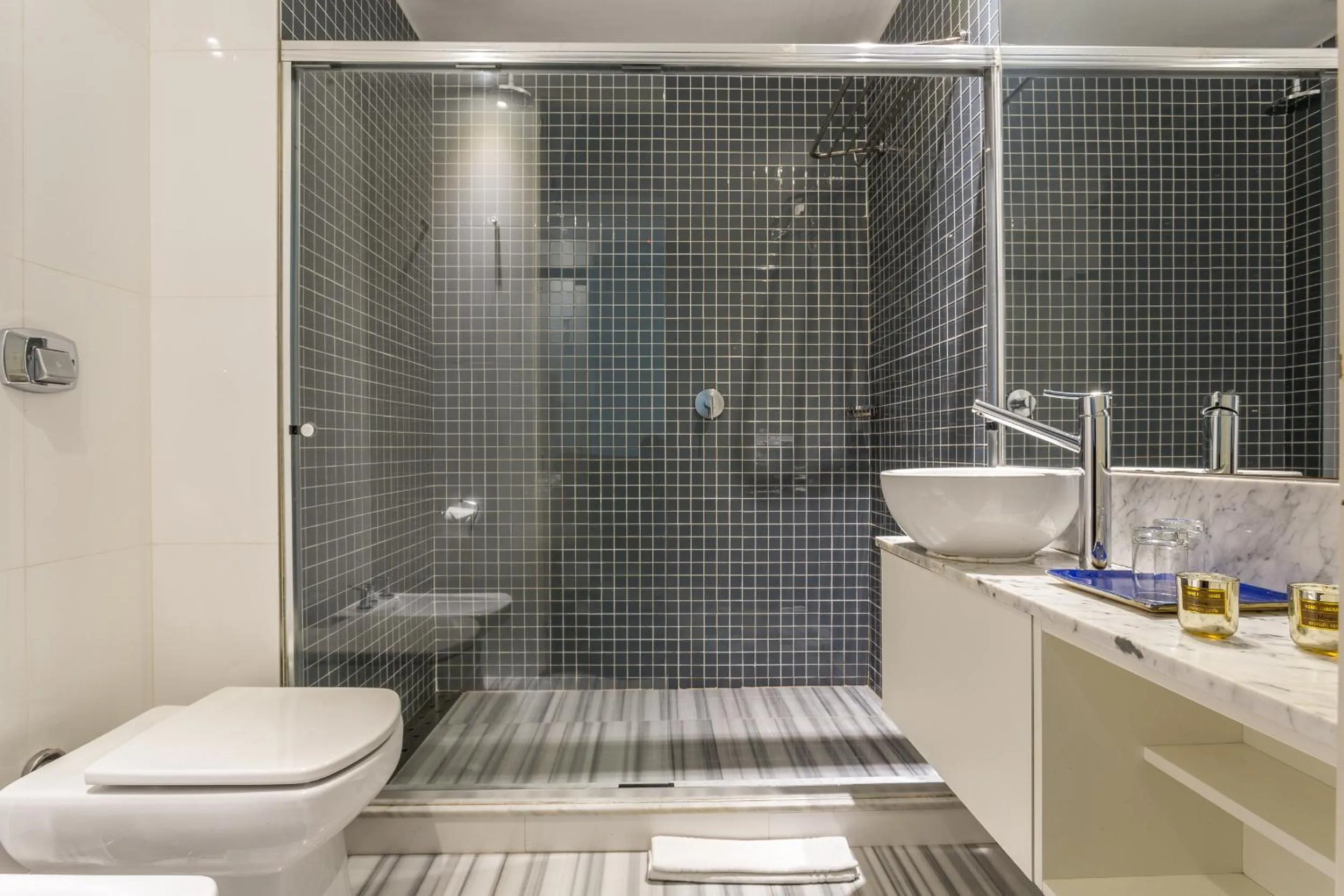 Bathroom in Hotel BA Jardines Palermo