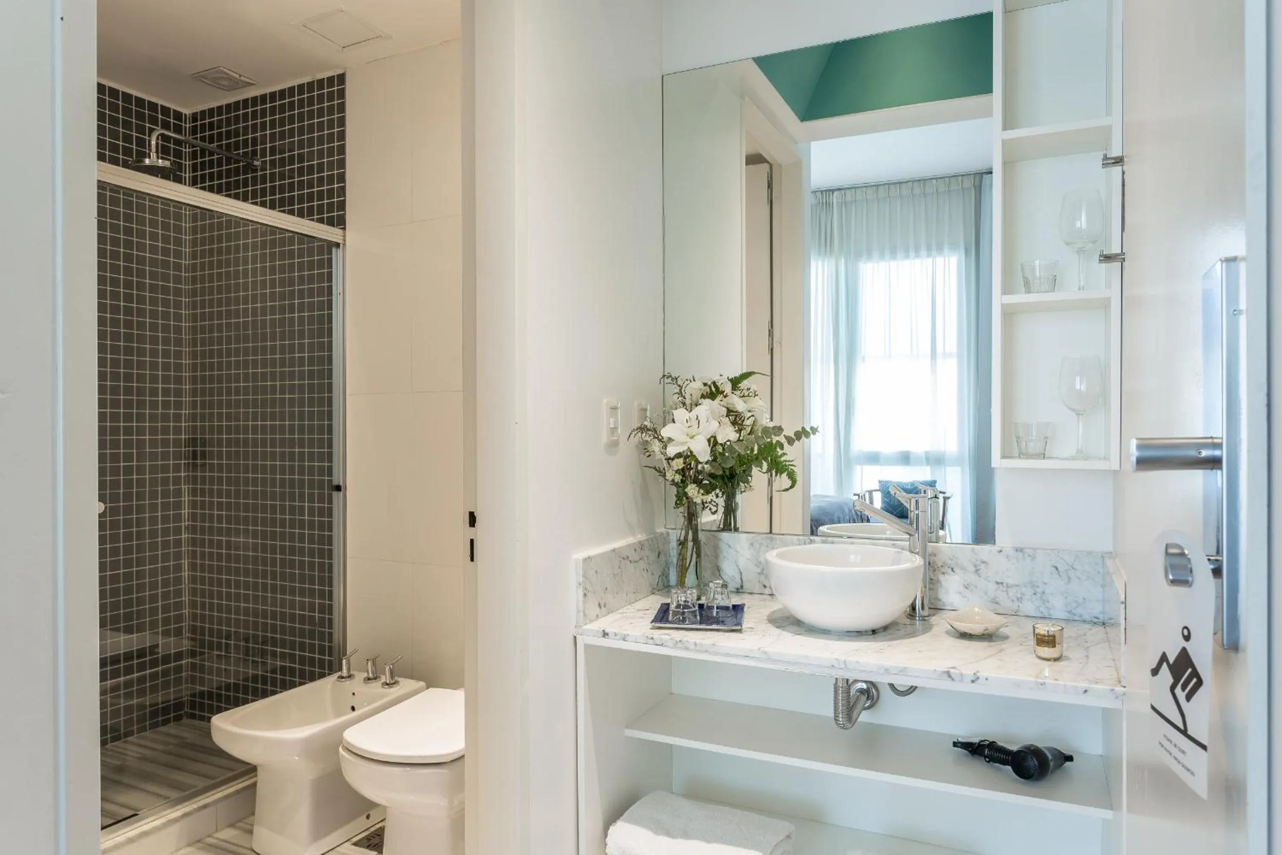 Bathroom in Hotel BA Jardines Palermo