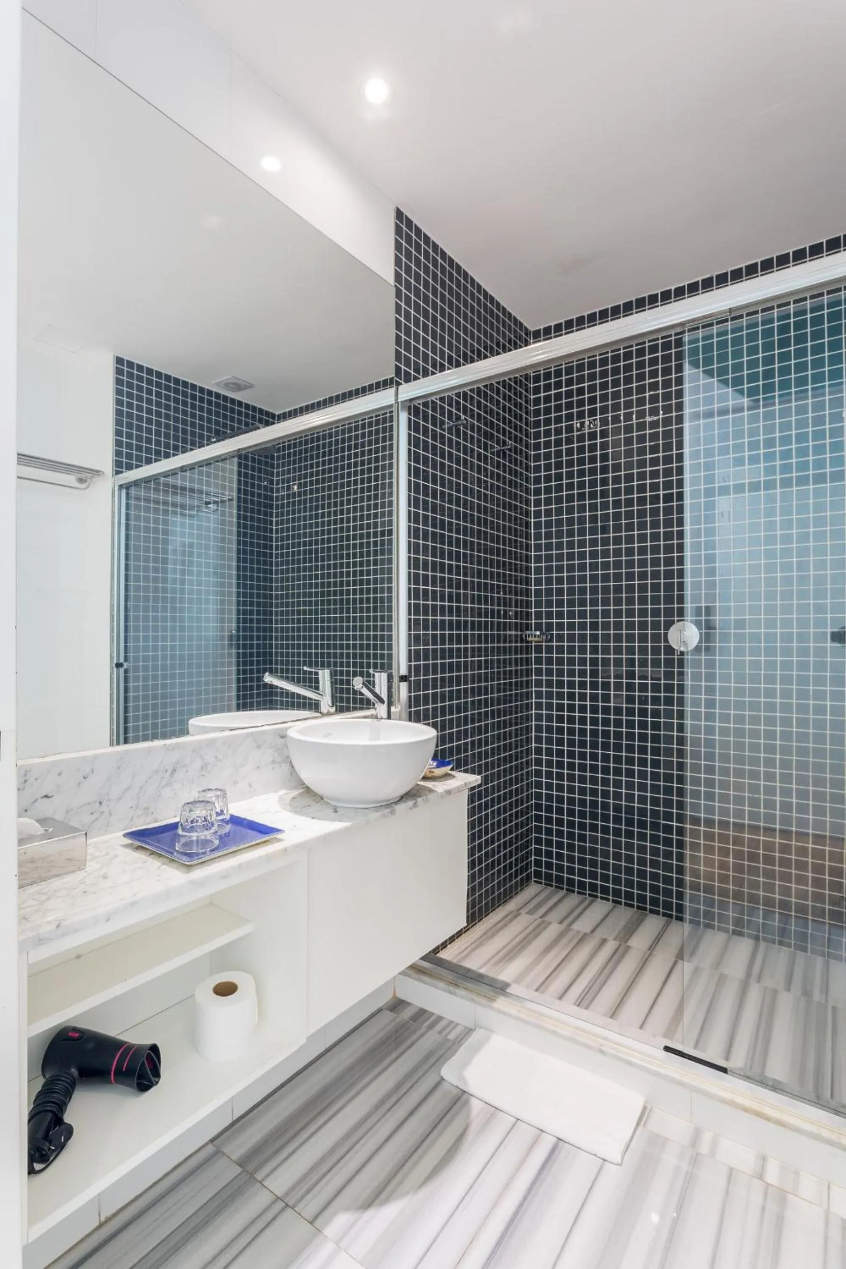 Bathroom in Hotel BA Jardines Palermo