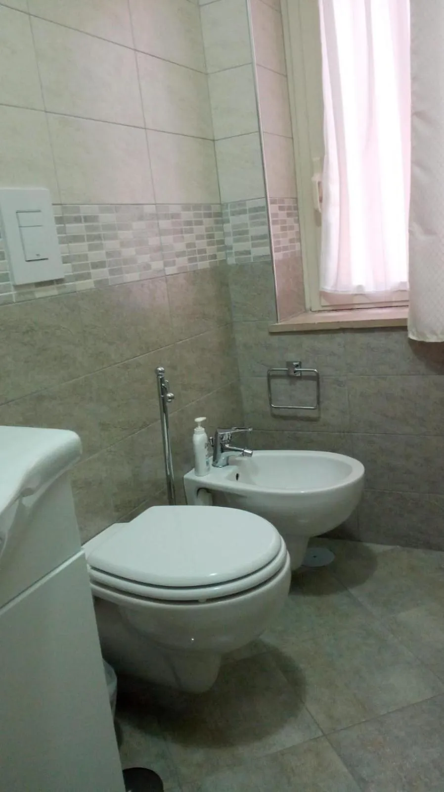 Bathroom in BUTTERFLY