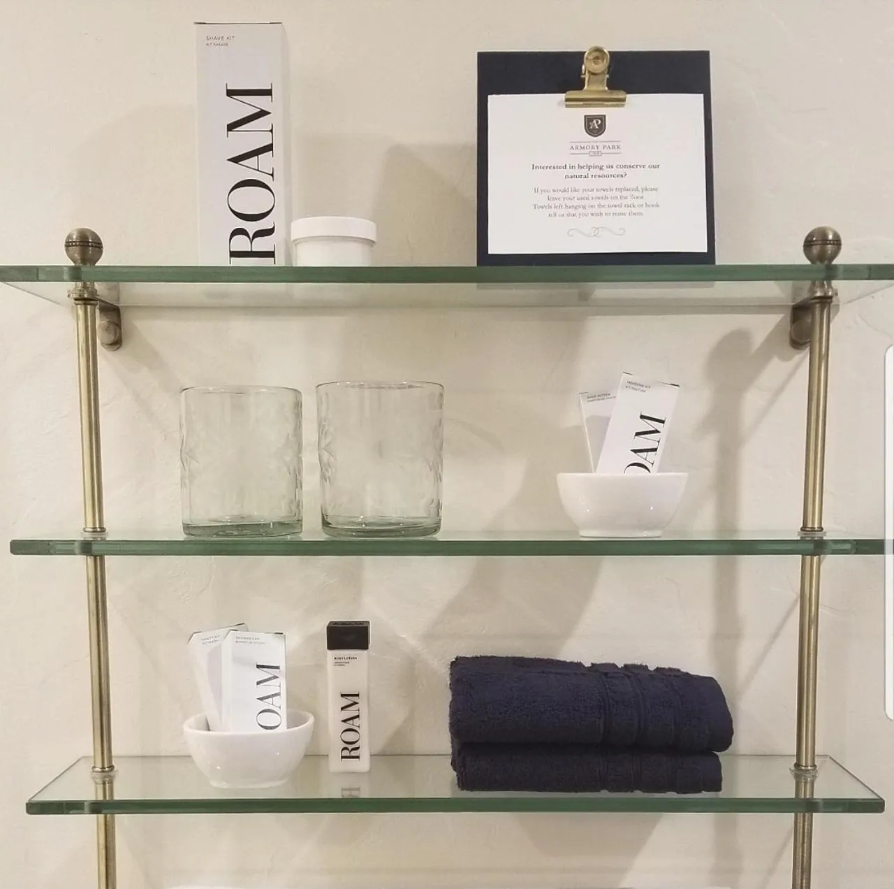 Bathroom in Armory Park Inn