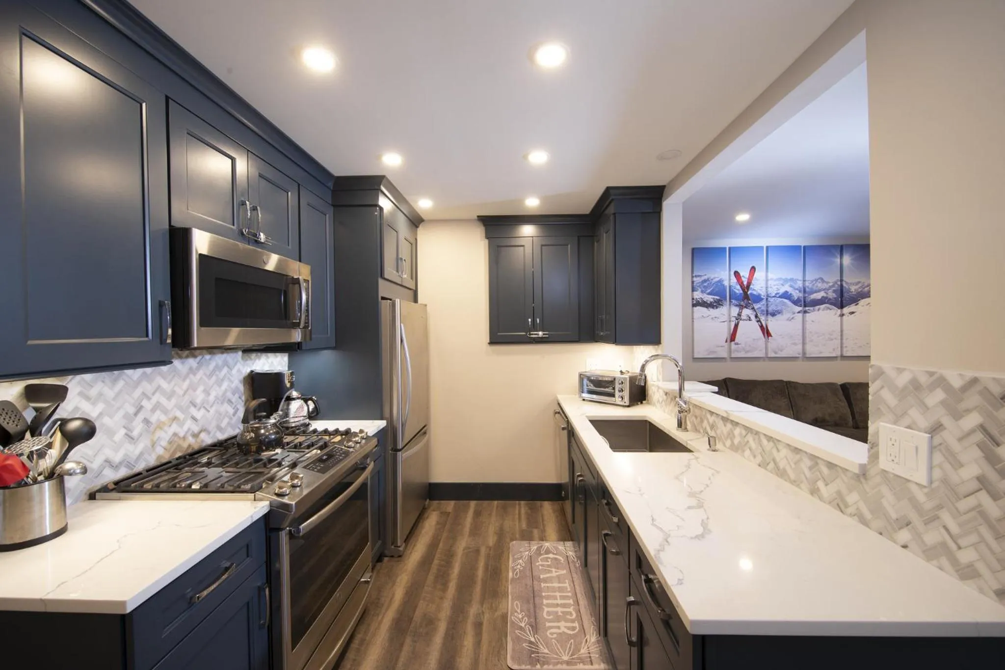 Kitchen or kitchenette in Okemo Mountain Lodging by Vail Resorts