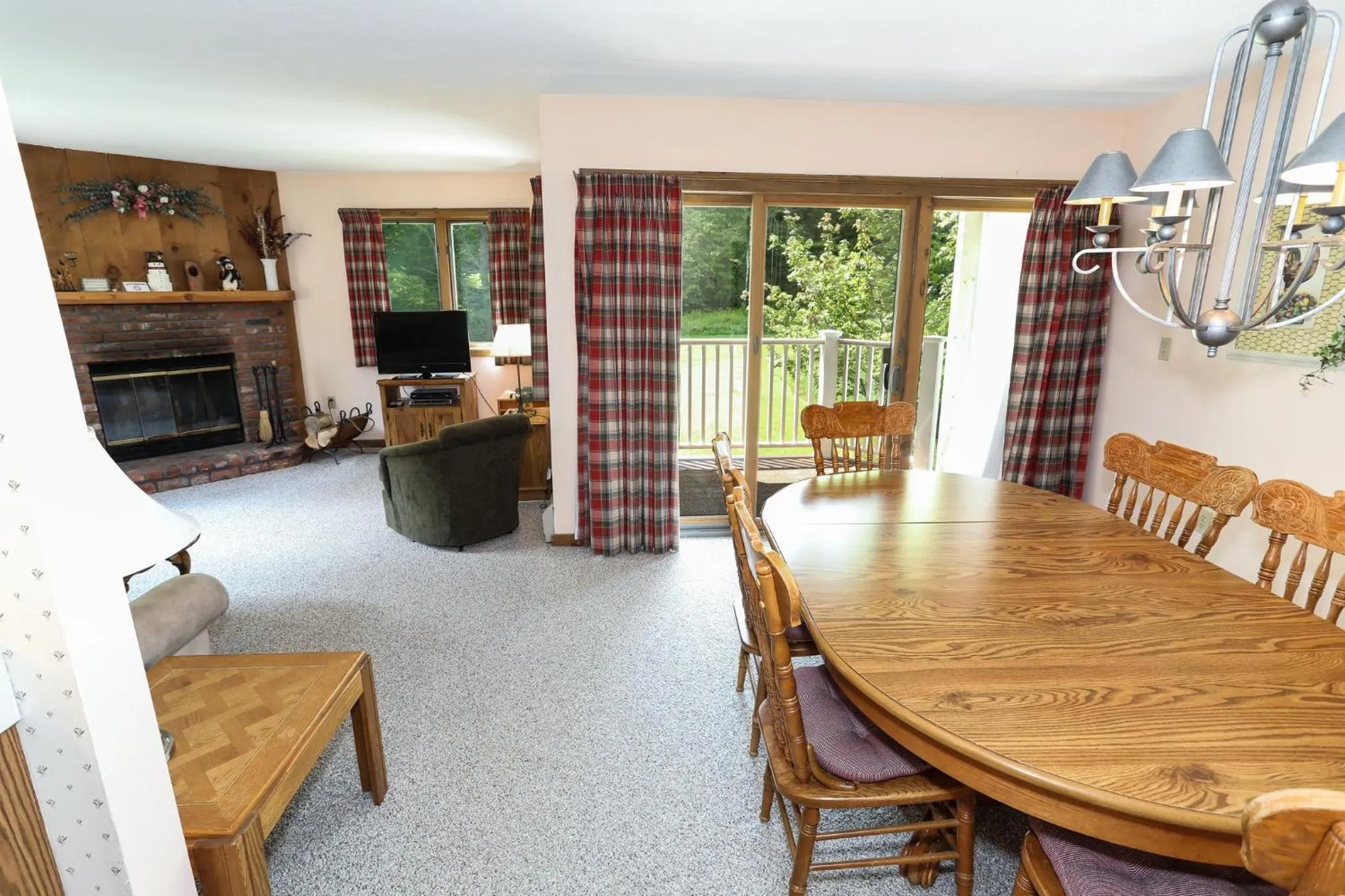 Living room in Okemo Mountain Lodging by Vail Resorts