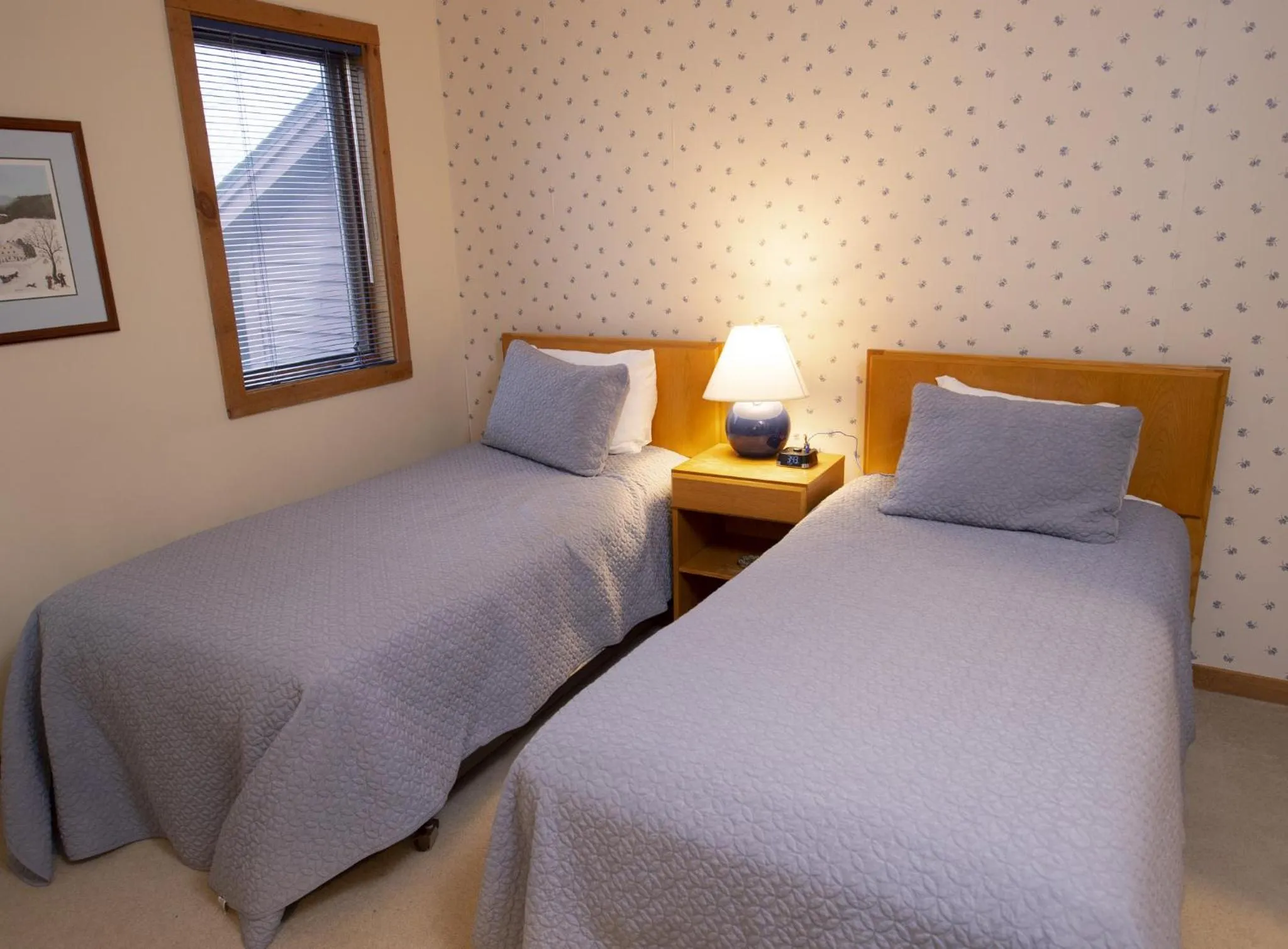 Photo of the whole room, Bed in Okemo Mountain Lodging by Vail Resorts