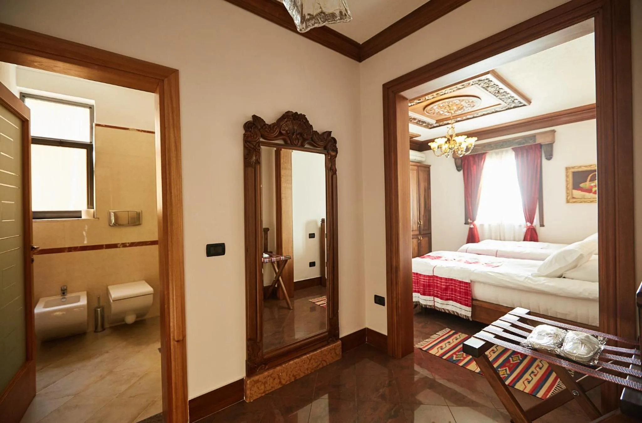 Bed in Brilant Antik Hotel