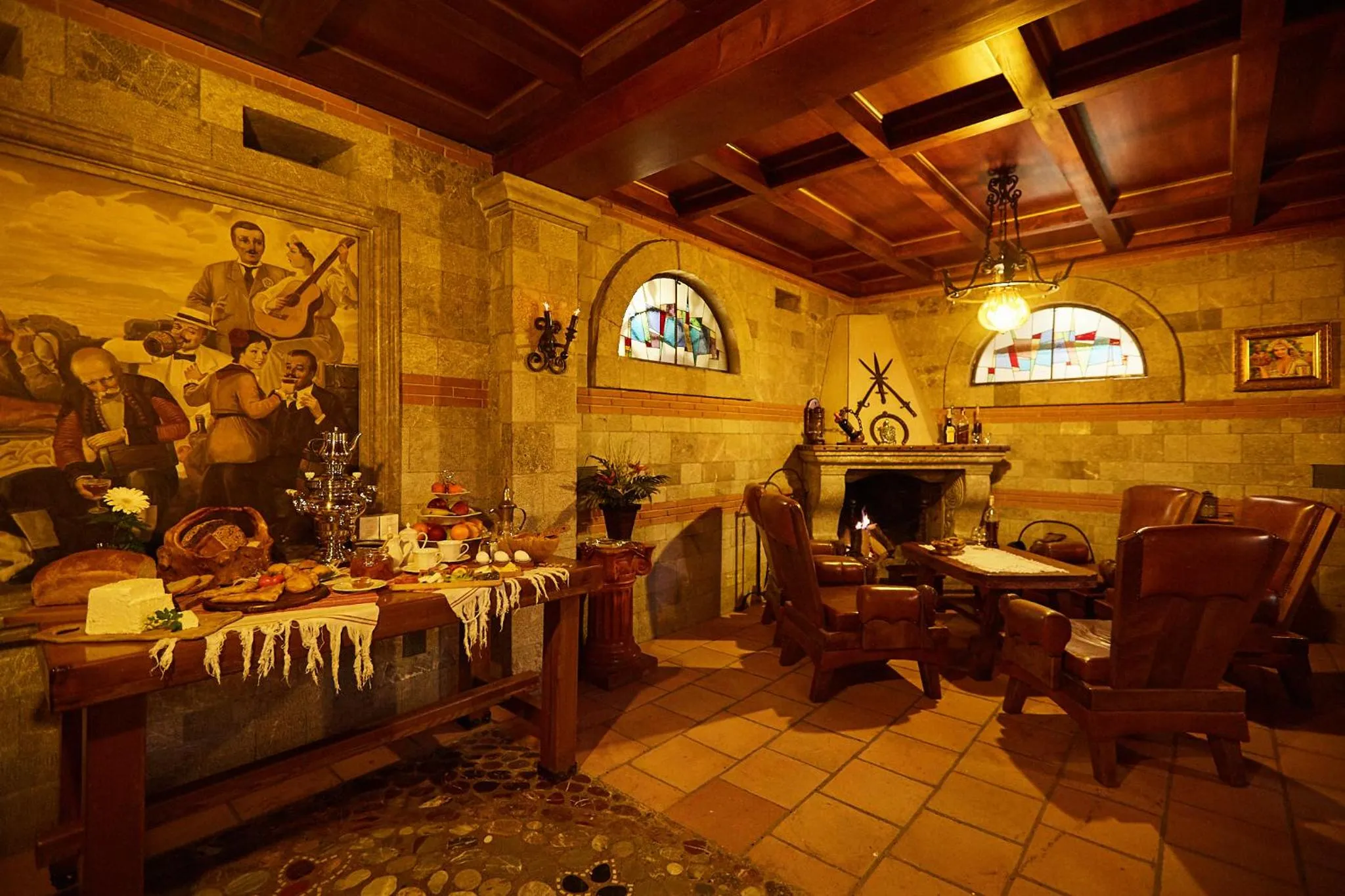 Restaurant/places to eat in Brilant Antik Hotel