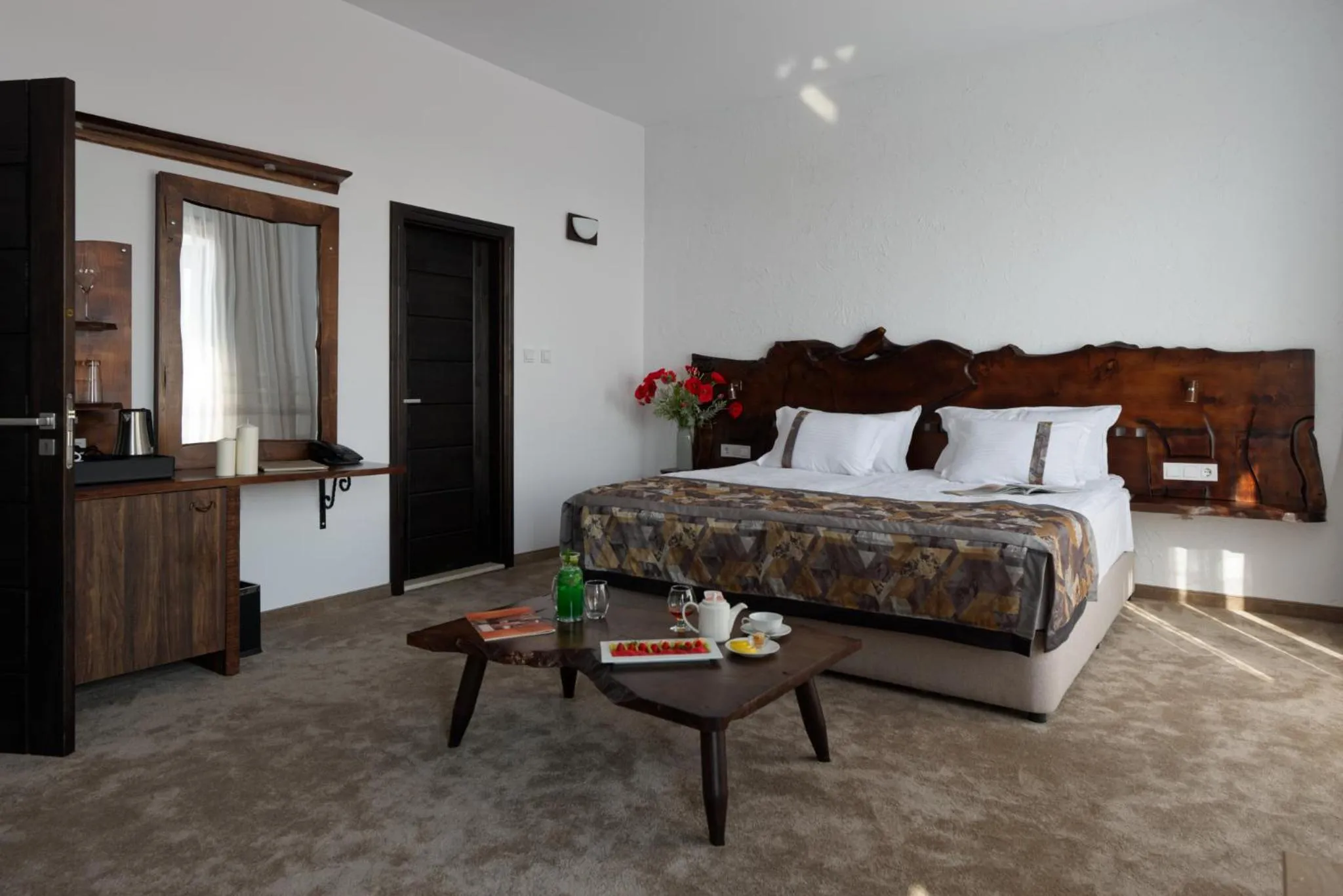 Photo of the whole room, Bed in Wine & Spa Complex Starosel