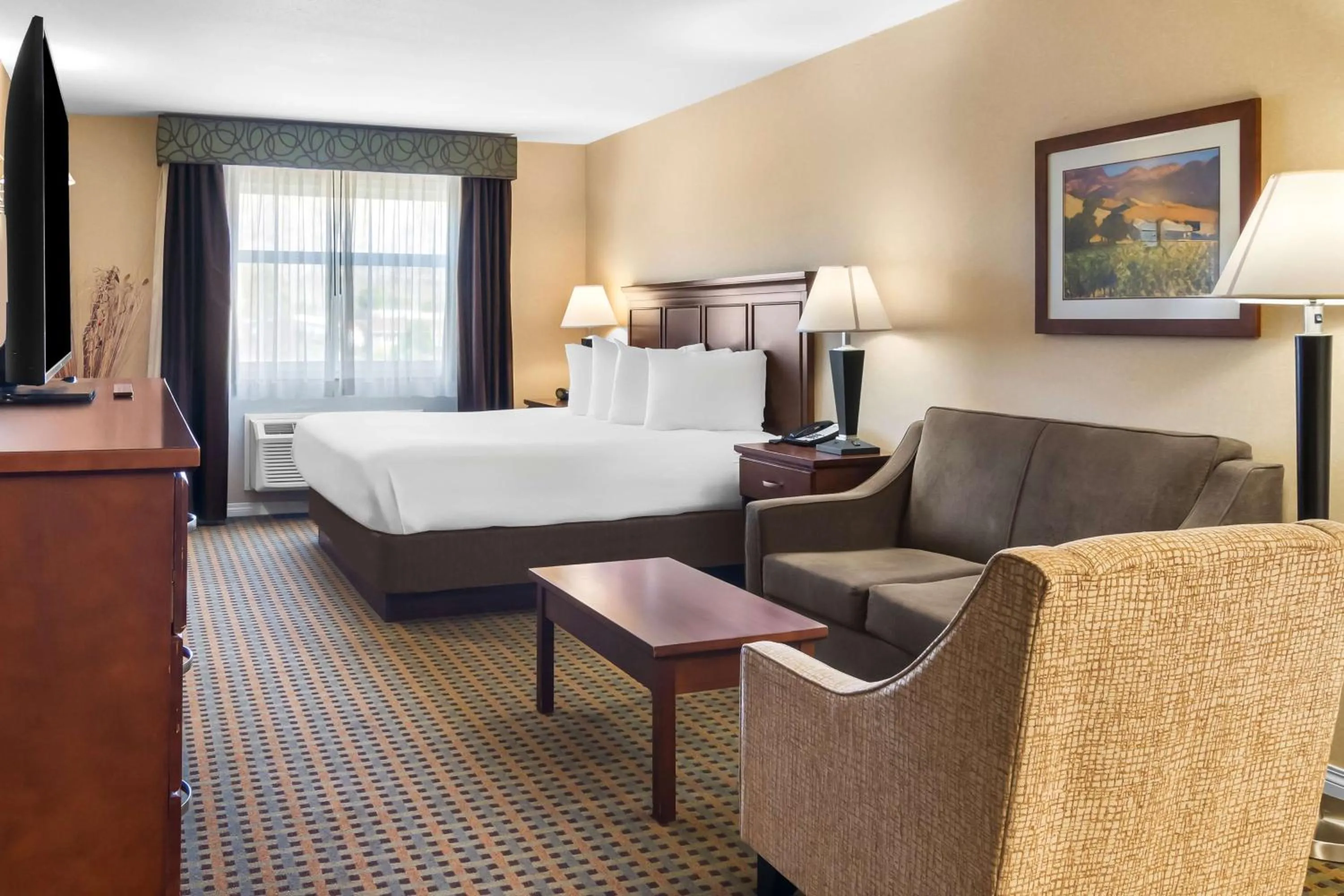 Spa and wellness centre/facilities, Bed in Best Western Plus Osoyoos Hotel & Suites