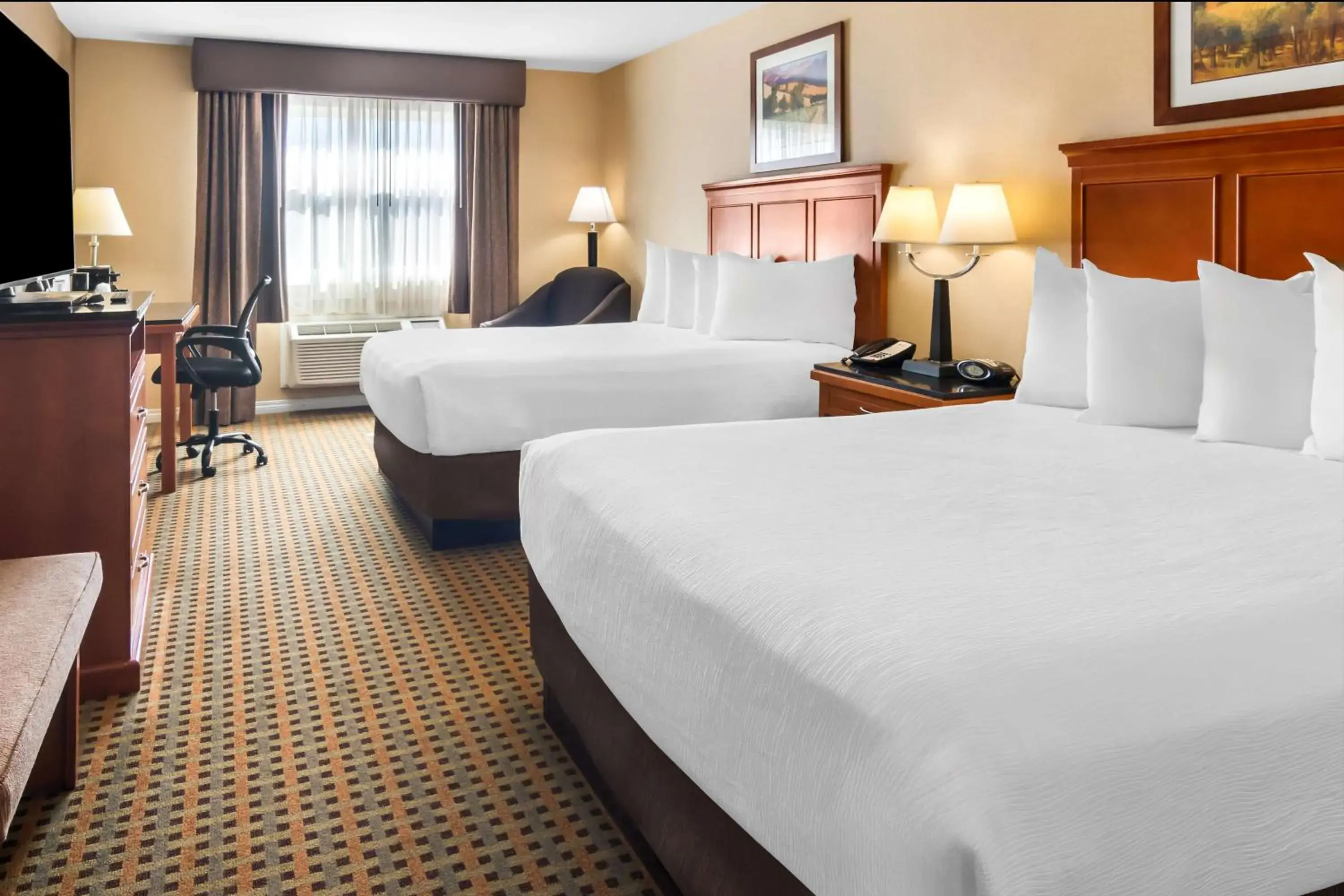 Queen Room with Two Queen Beds with Roll In Shower - Mobility Accessible in Best Western Plus Osoyoos Hotel & Suites Queen Room with Two Queen Beds with Roll In Shower - Mobility Accessible in Best Western Plus Osoyoos Hotel & Suites